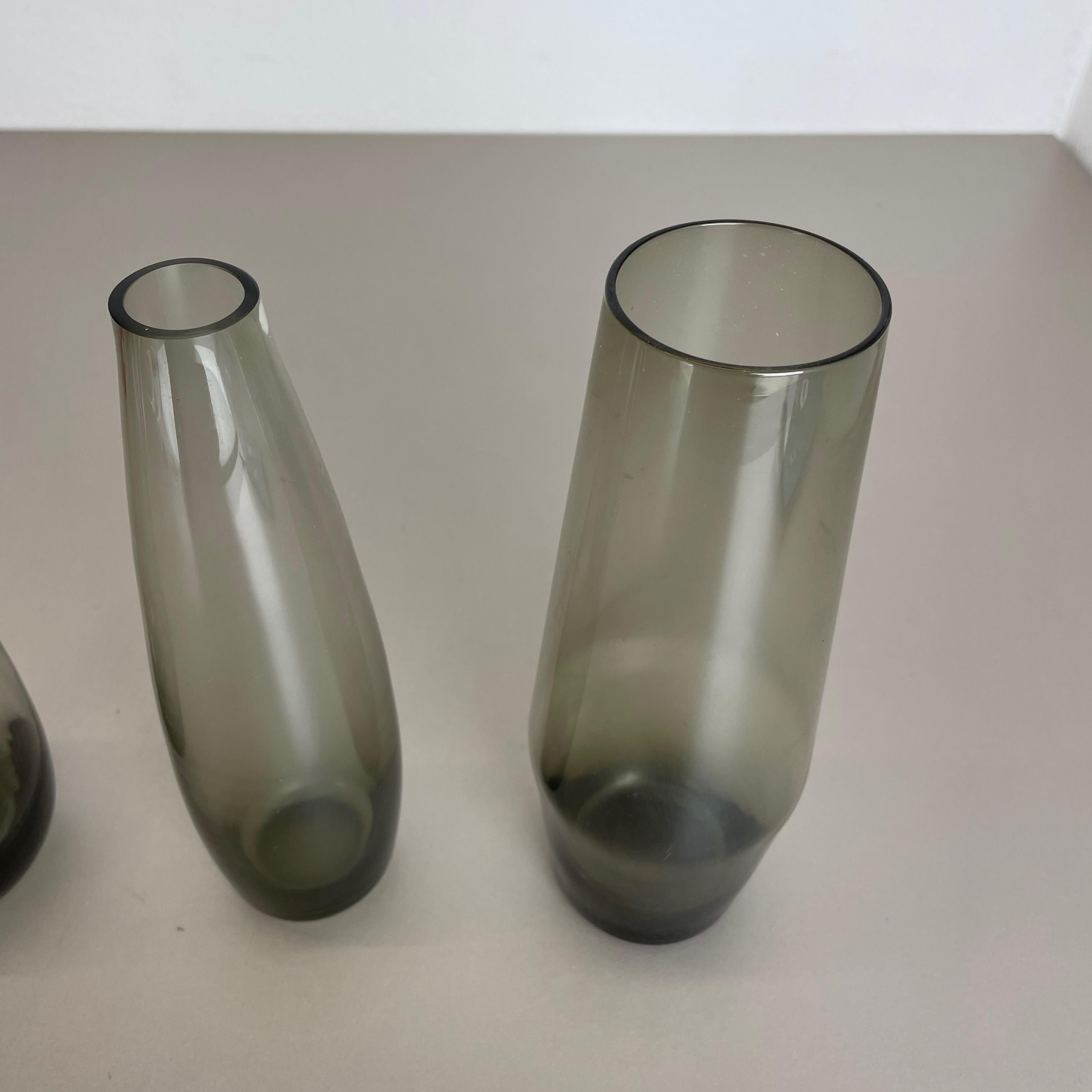 Ensemble de trois vases en turmaline attribués à Wilhelm Wagenfeld WMF, Allemagne, années 1960 en vente 6
