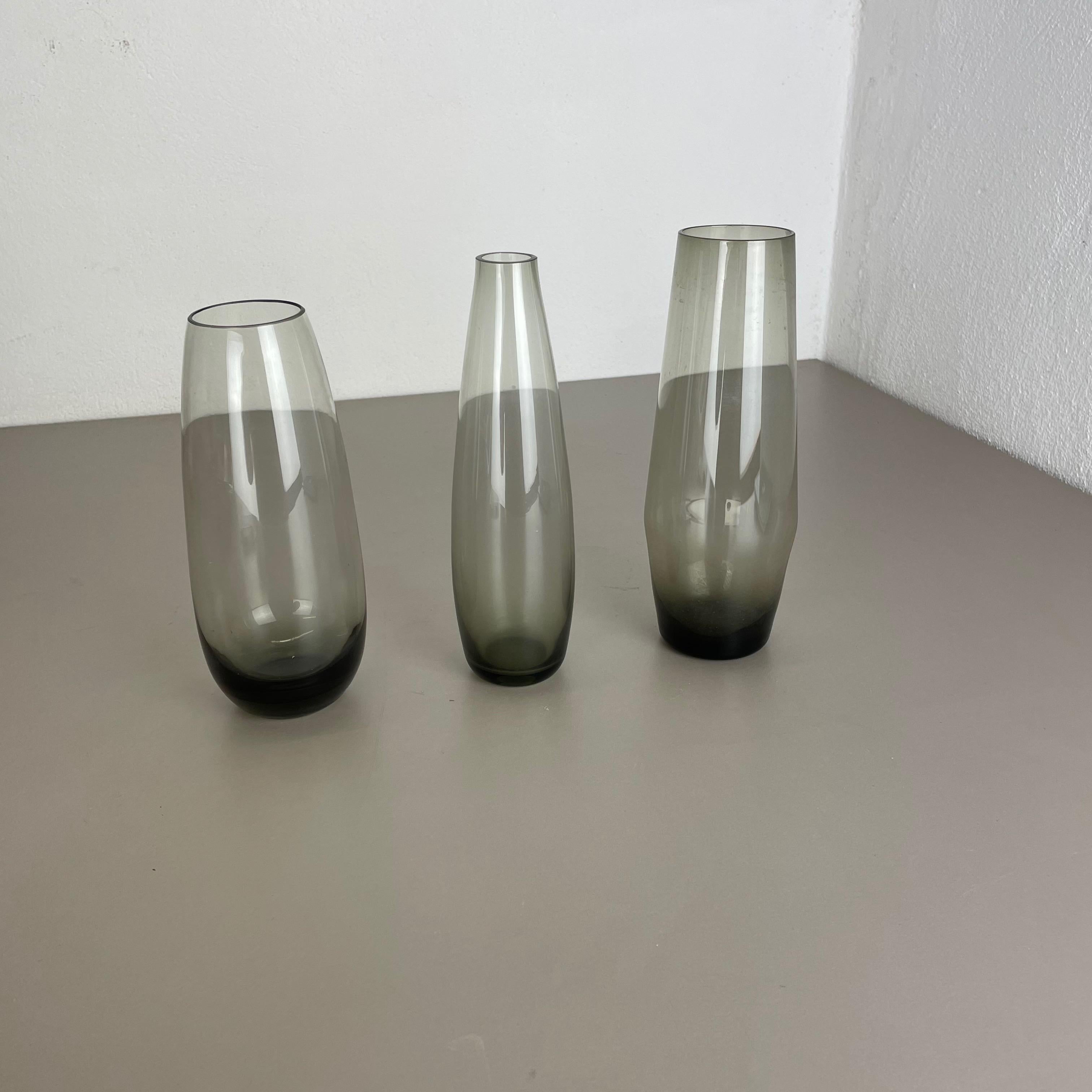 Allemand Ensemble de trois vases en turmaline attribués à Wilhelm Wagenfeld WMF, Allemagne, années 1960 en vente