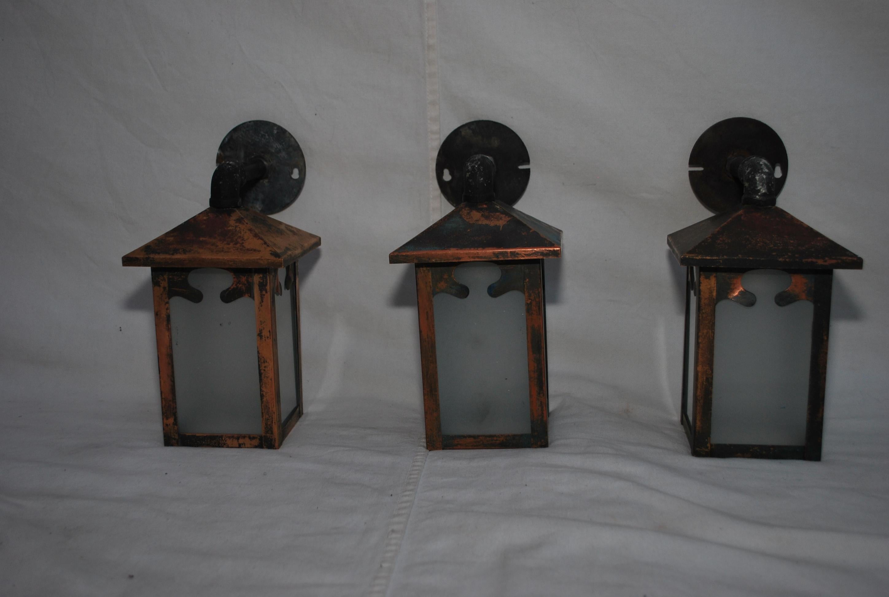 Set of three turn of the century copper outdoor sconces In Good Condition In Los Angeles, CA