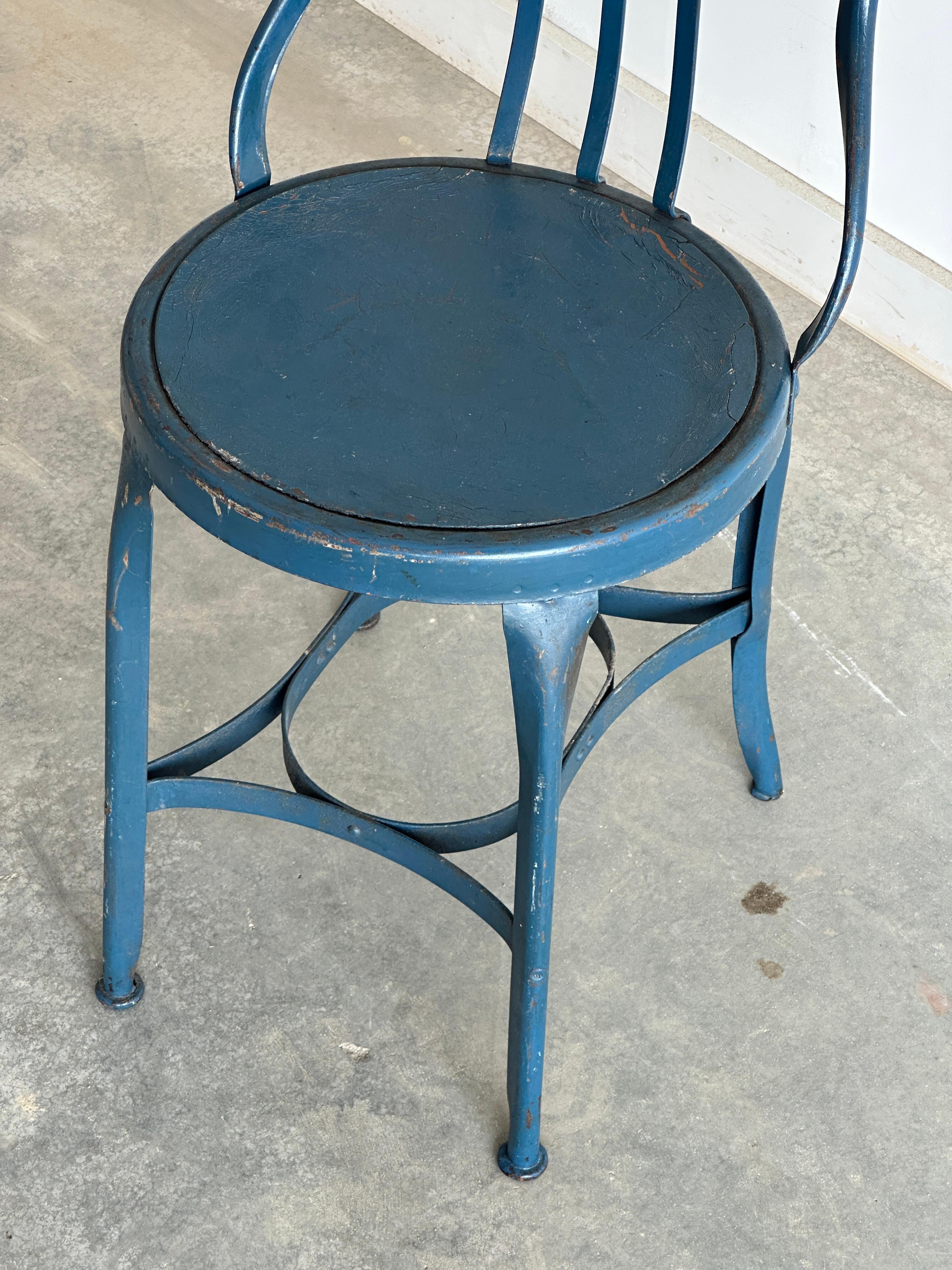 Steel Set of three varying UHL patinated metal cafe bistro dining chairs For Sale