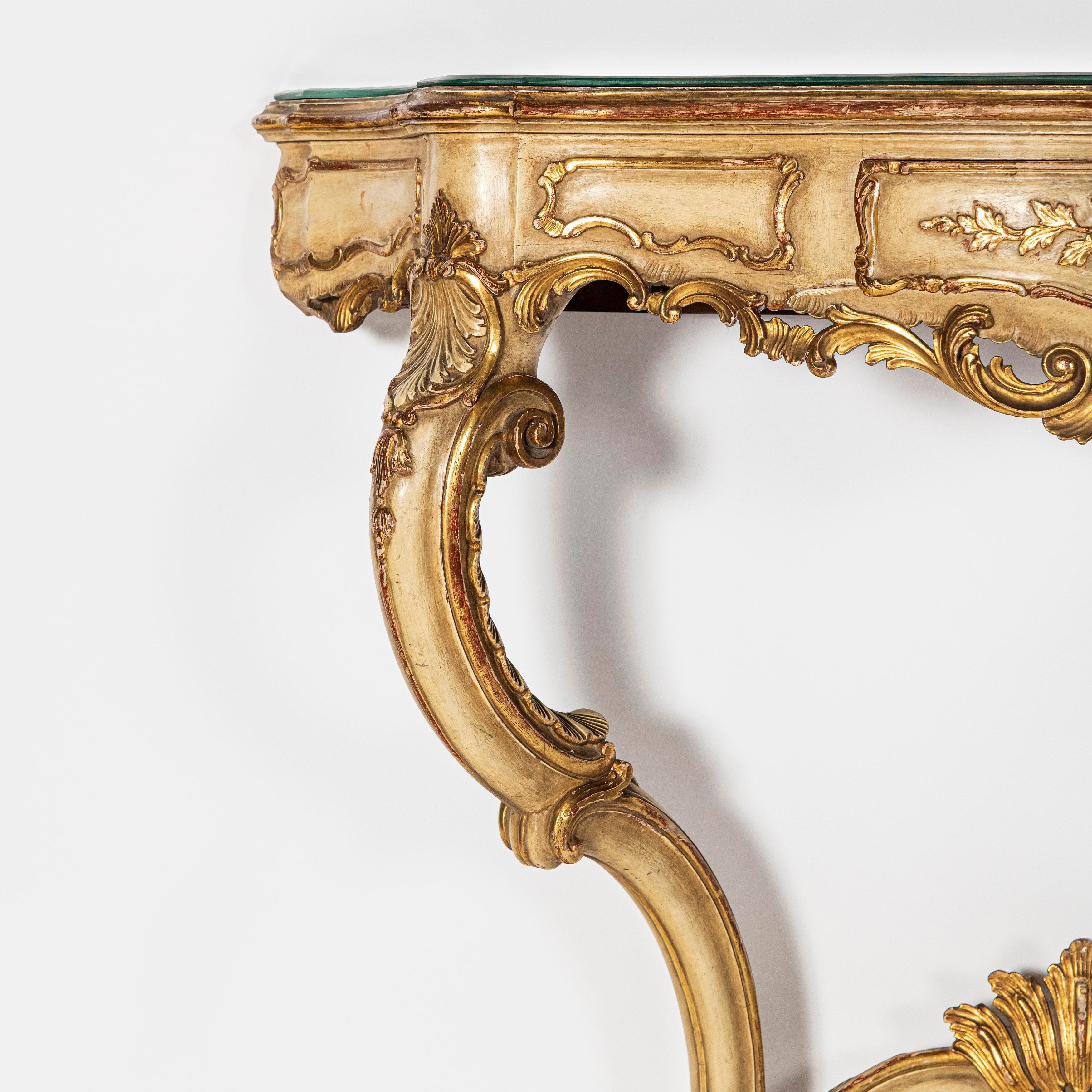 Set of Three Venetian Rococo Pieces, One Console Table and Two Night Sands For Sale 1