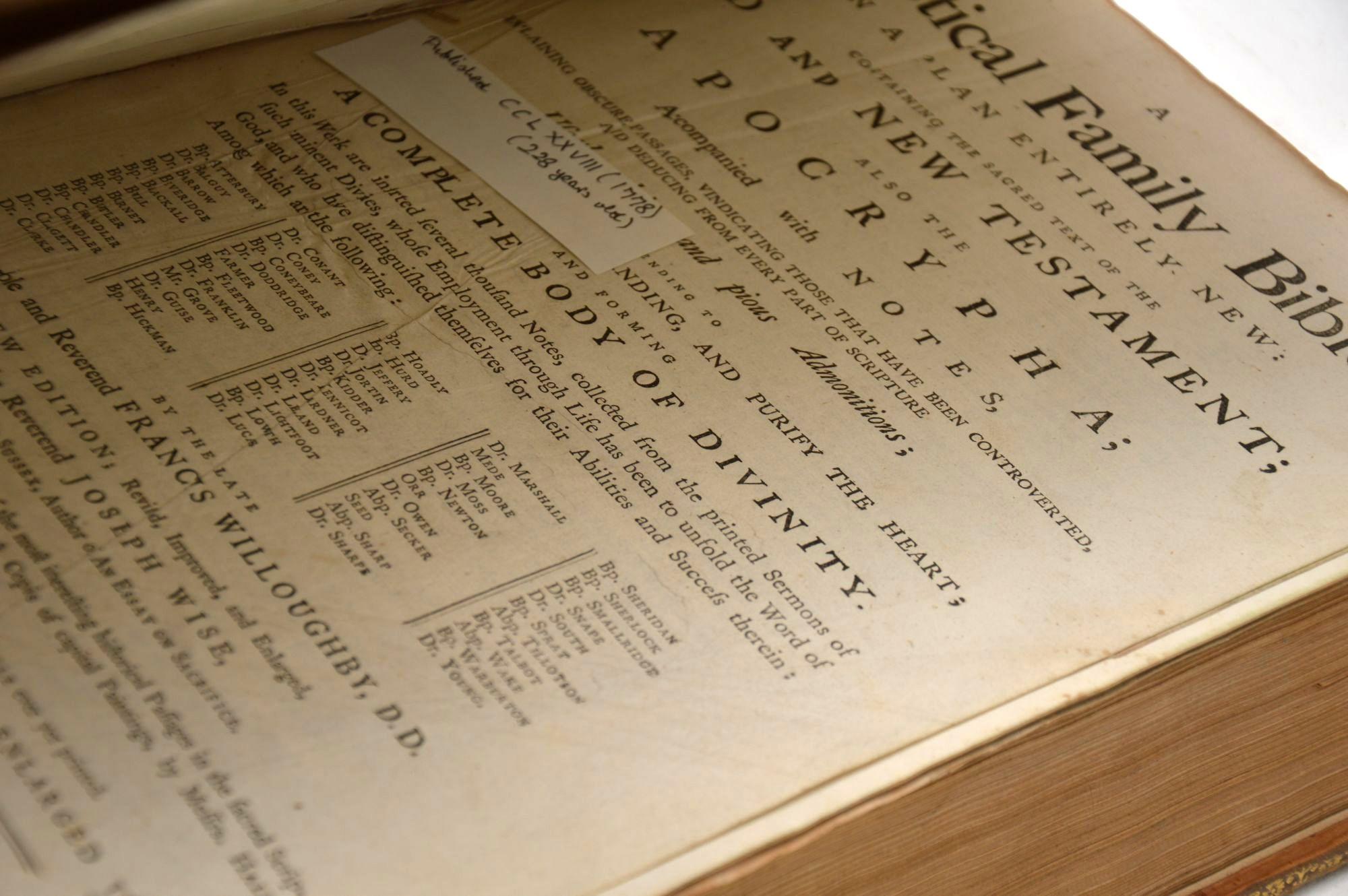 Set von drei sehr großen antiken Heiligen Bibelen aus dem Jahr 1778, 1813 und 1844 4