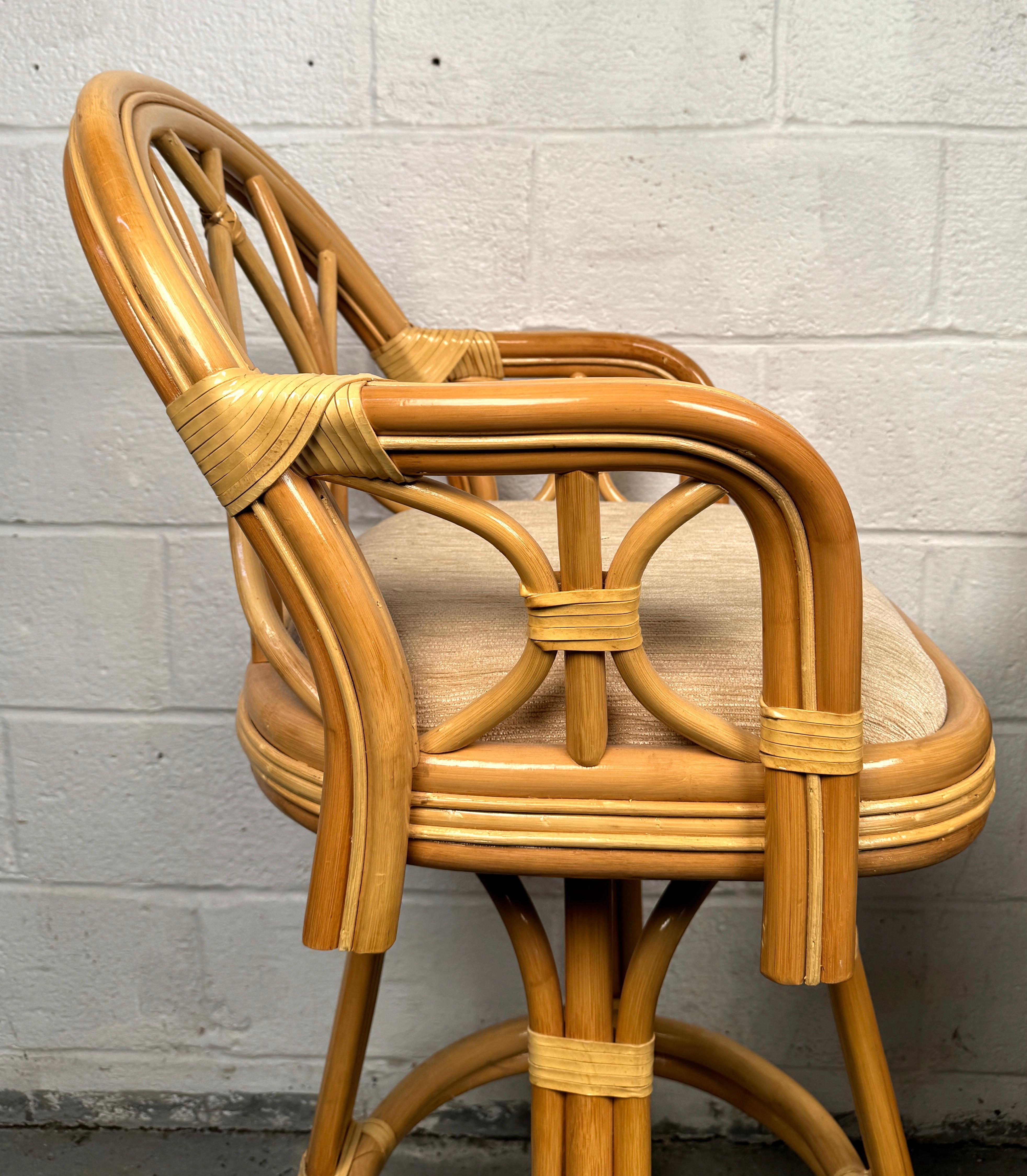 Ensemble de trois tabourets de bar en bambou vintage en vente 4