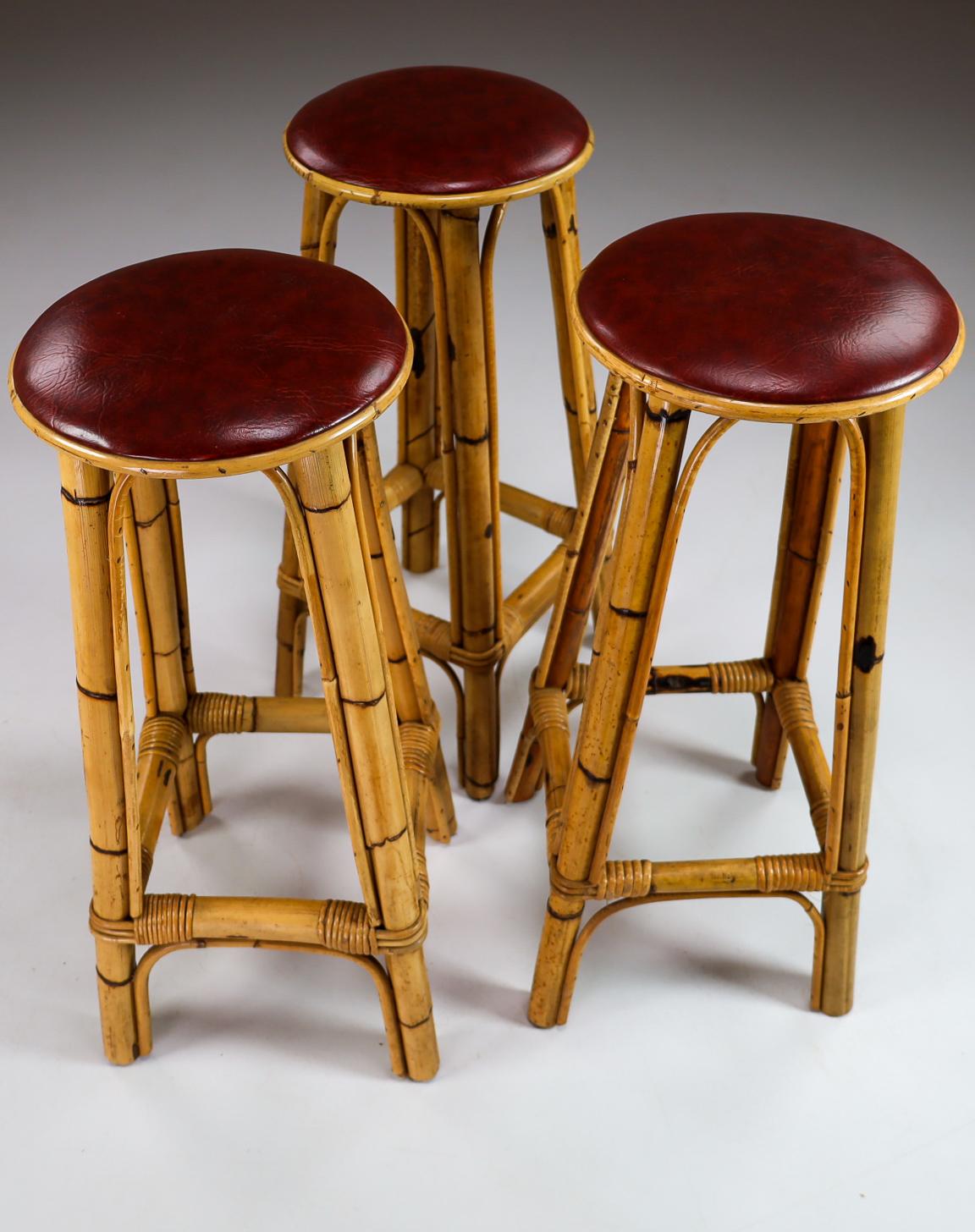 Mid-Century Modern Set of Three Vintage Bamboo Barstools with Red Leather Seat, France, 1950s