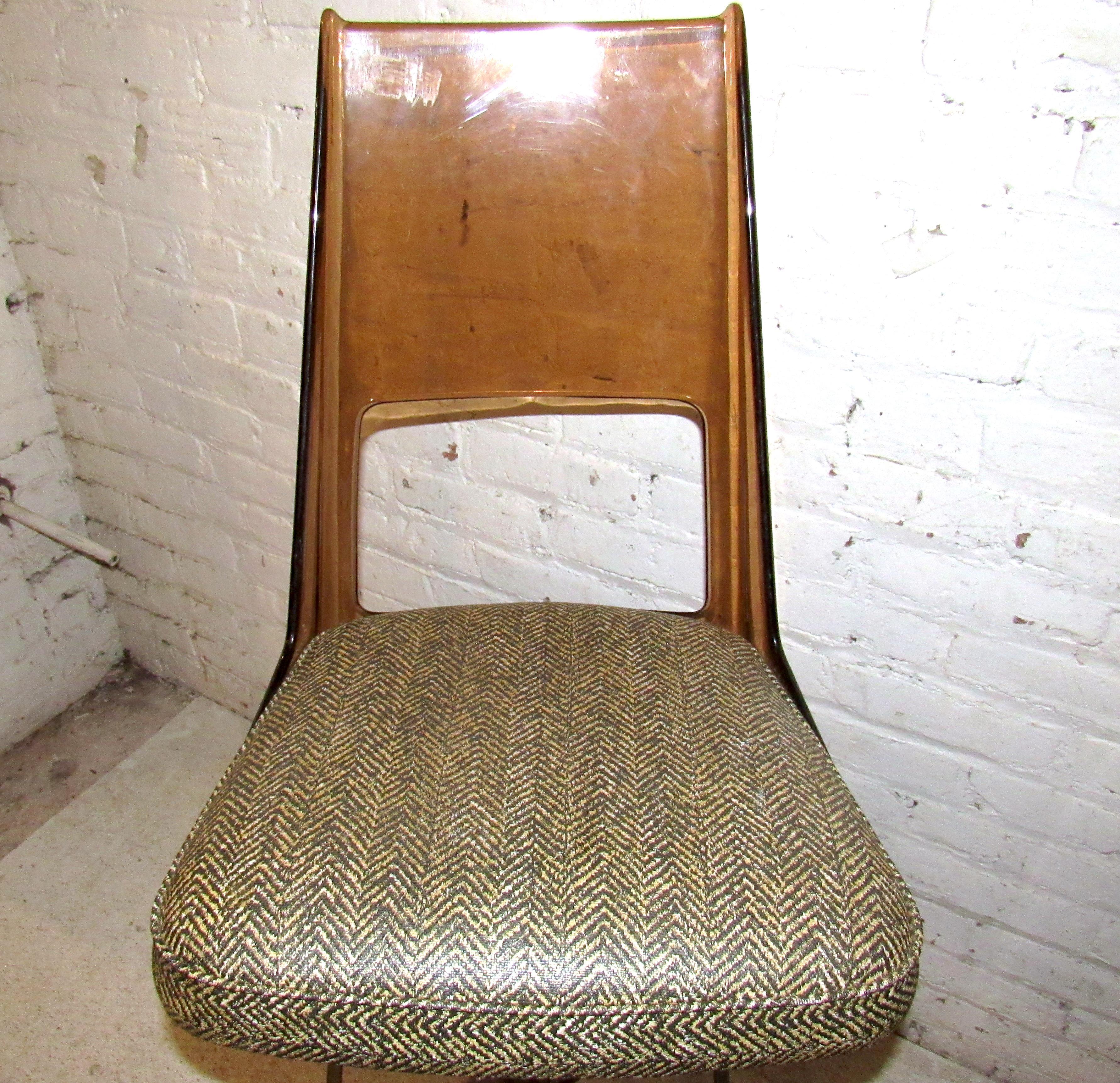 Set of Three Vintage Bar Stools In Good Condition In Brooklyn, NY