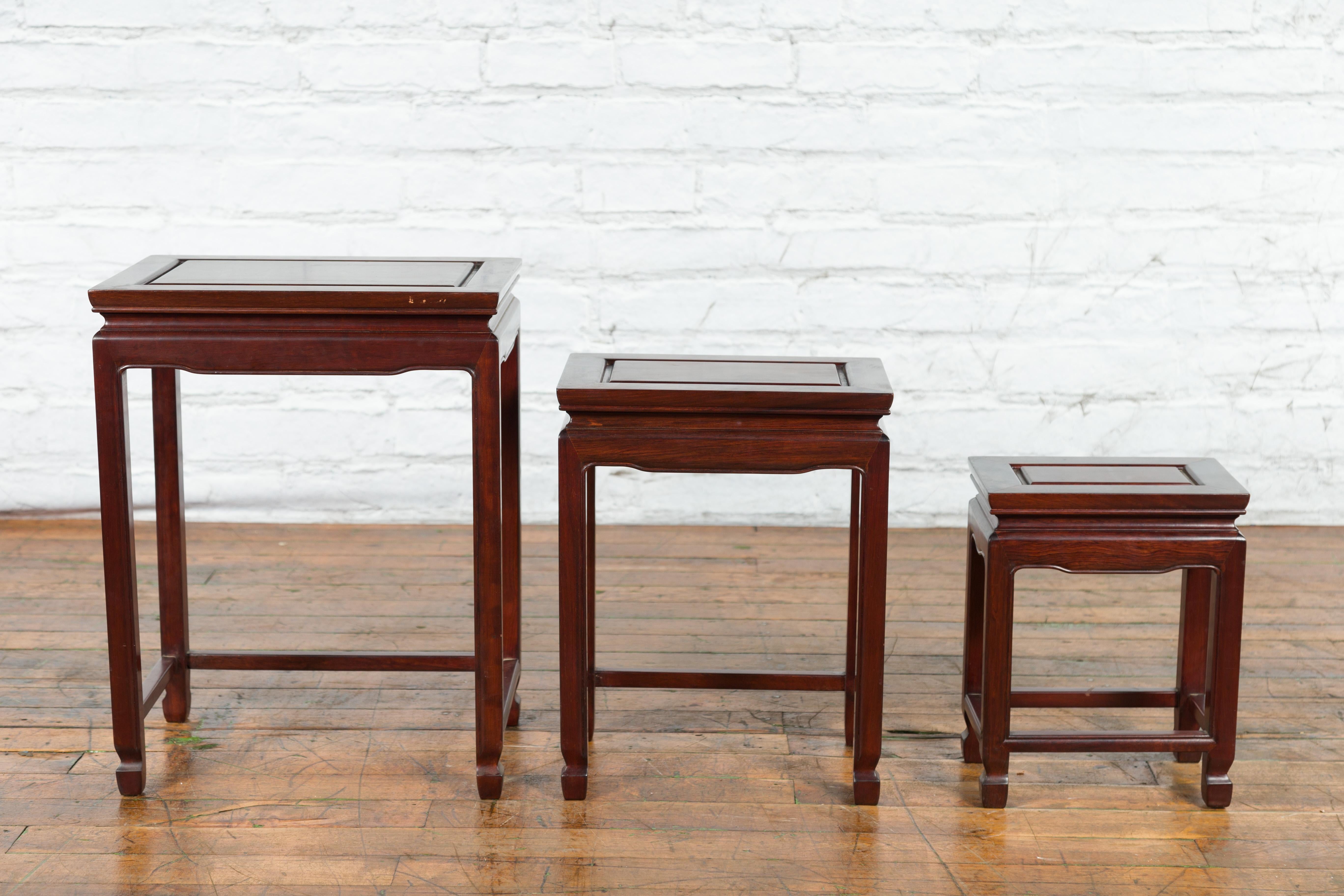 Set of Three Vintage Chinese Rosewood Nesting Tables with Dark Patina For Sale 1