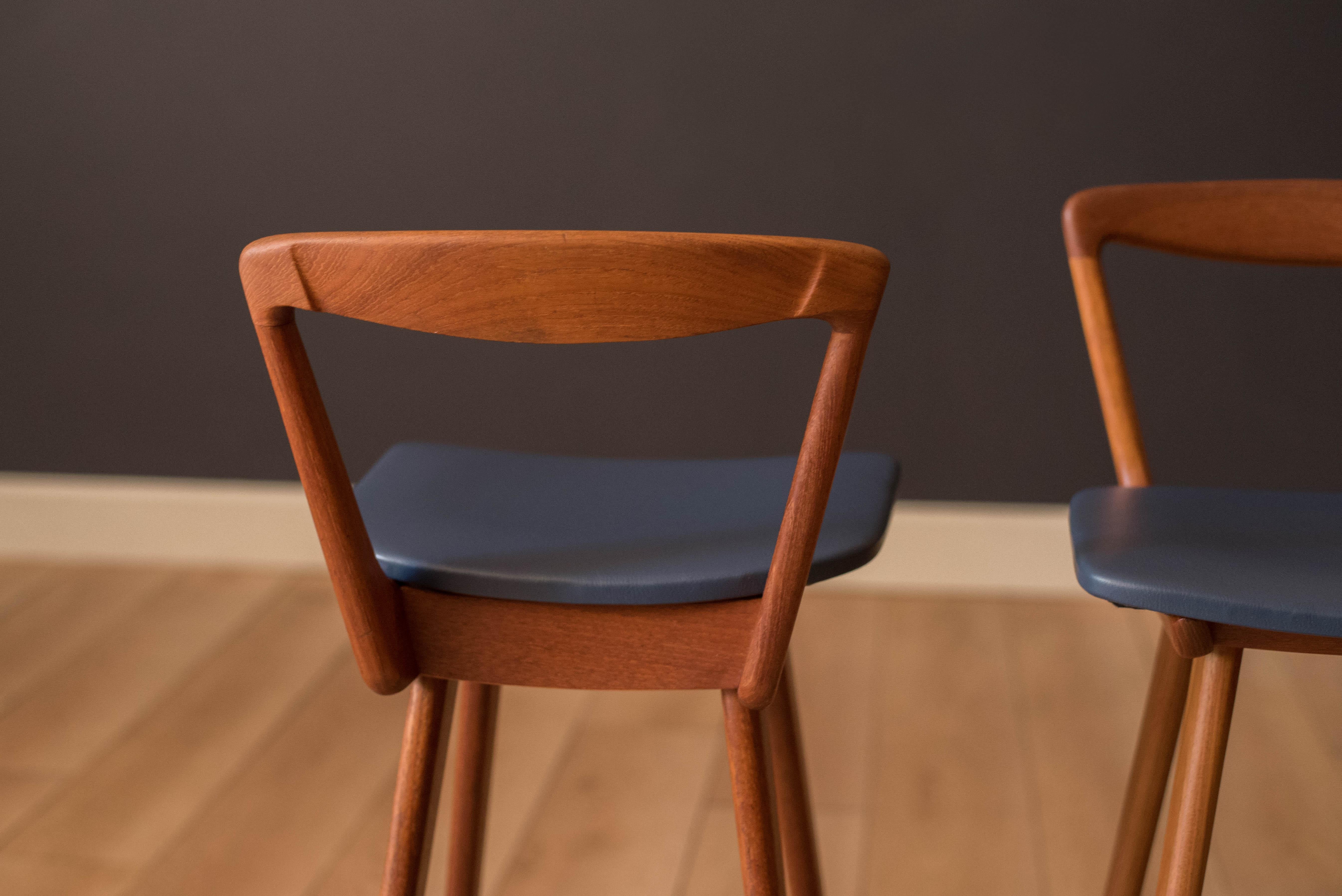 Set of Three Vintage Danish Teak Bar Stools by Henry Rosengren Hansen 2