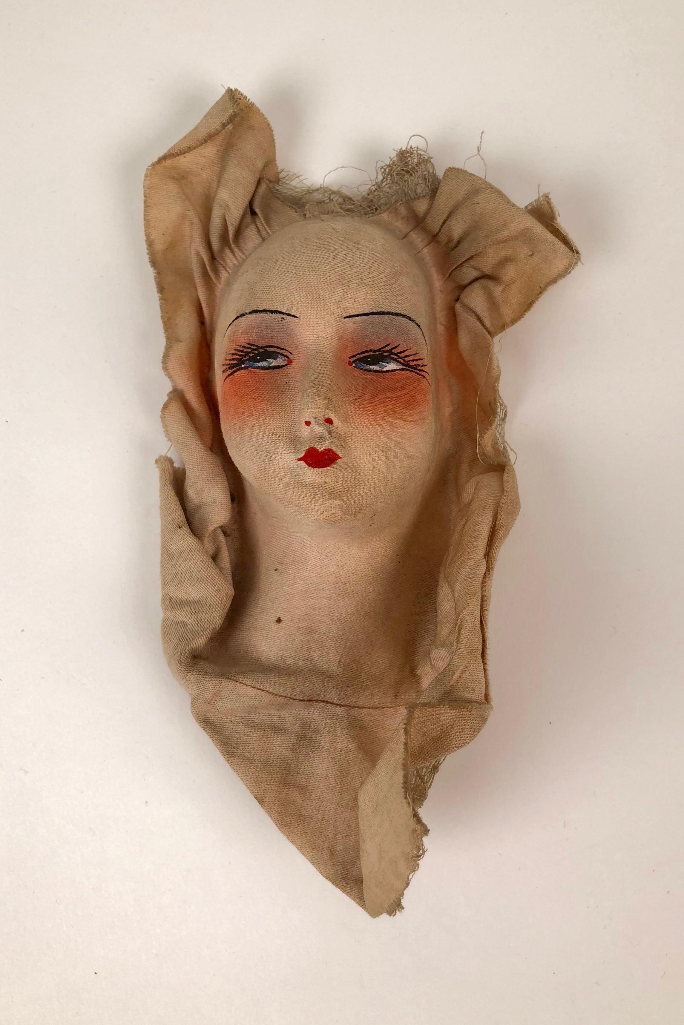 Satz von drei, Vintage, Französisch, Pierrot Boudoir Puppe Gesichter aus den 1920er Jahren im Angebot 4