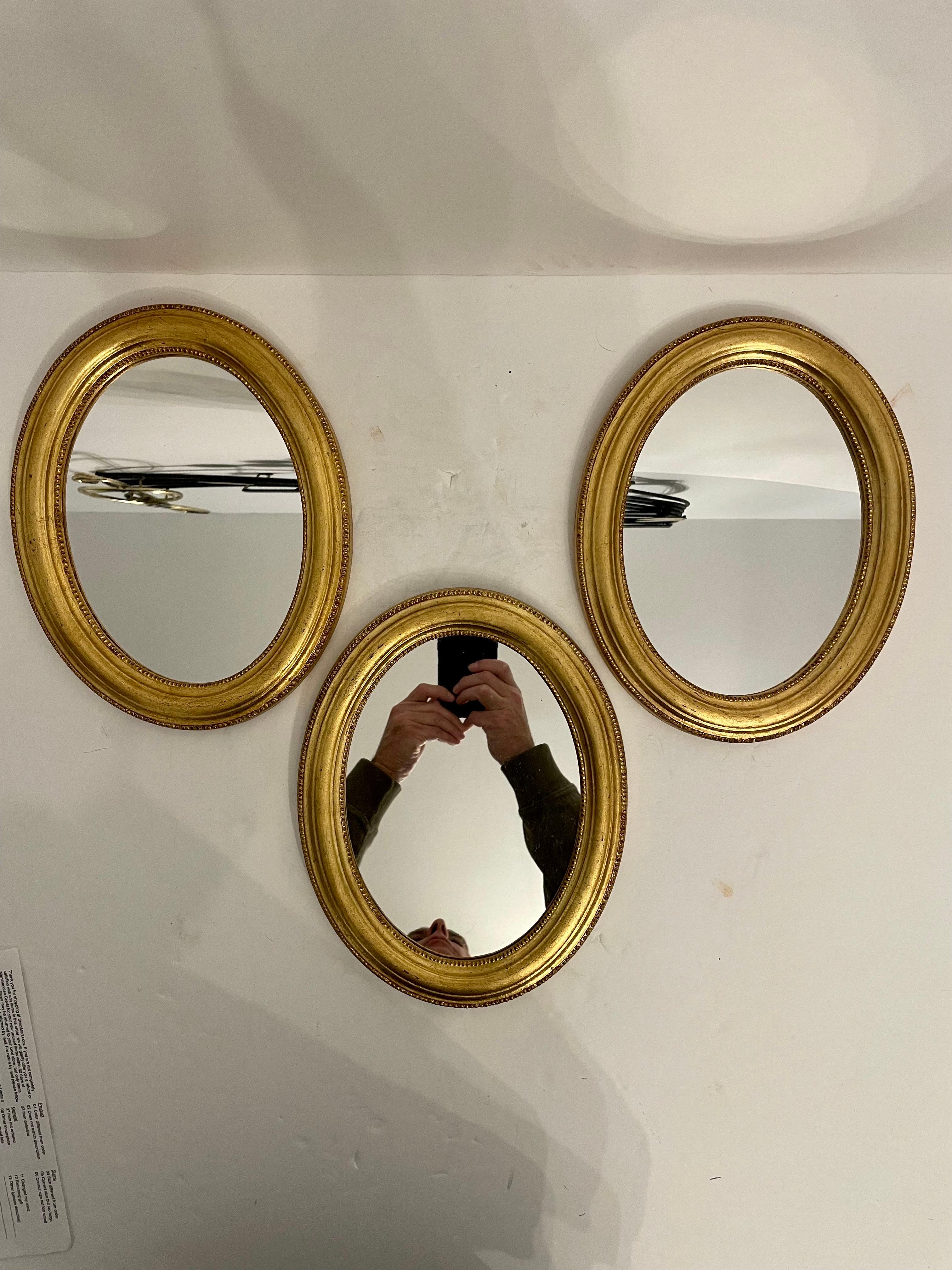 Set of Three Vintage Gilt Oval Italian Mirrors For Sale 5