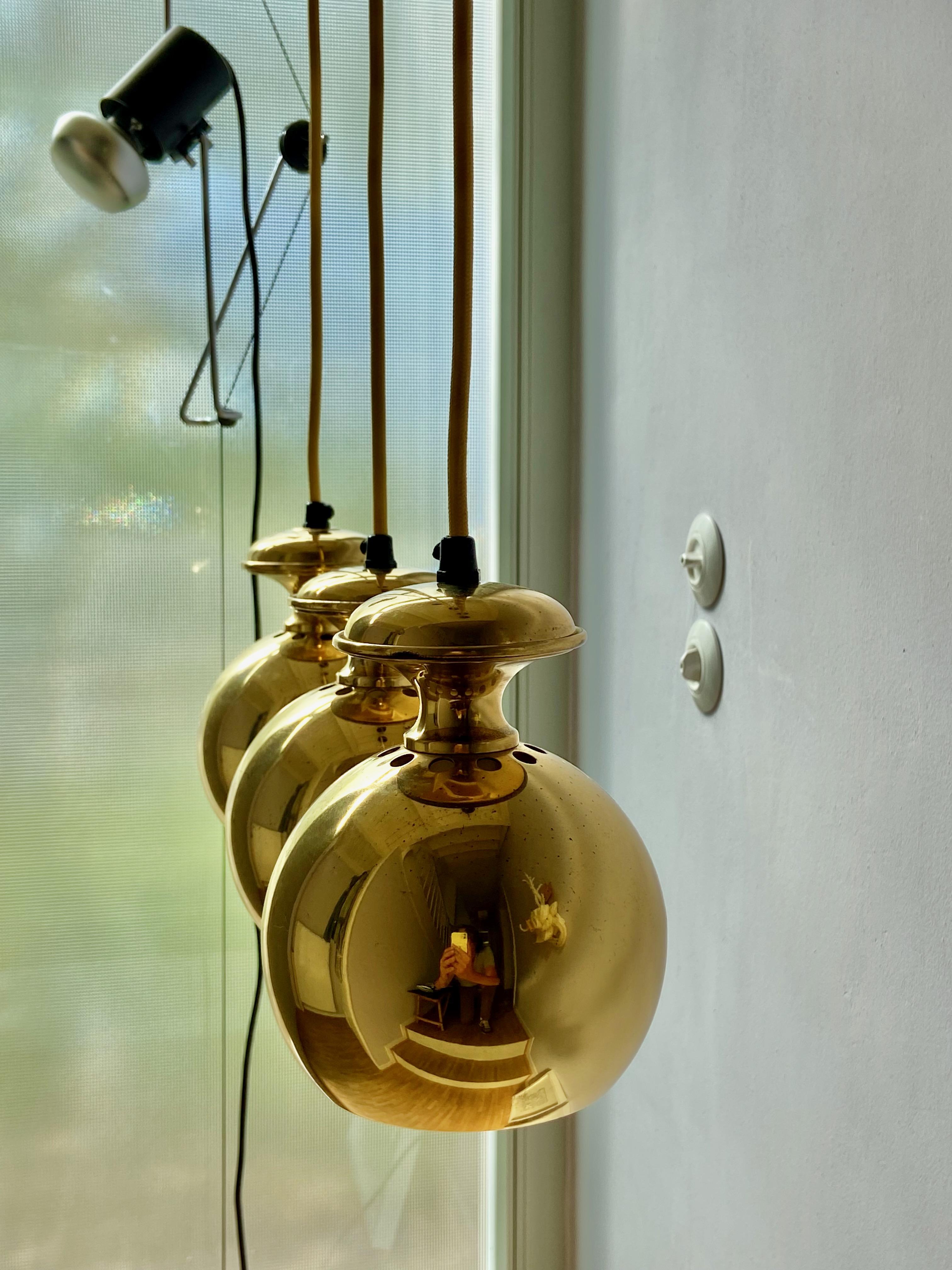 Set of Three Vintage Golden Bell Scandi-Lamp Pendant Lamps 1960's Denmark In Fair Condition In Krefeld, DE