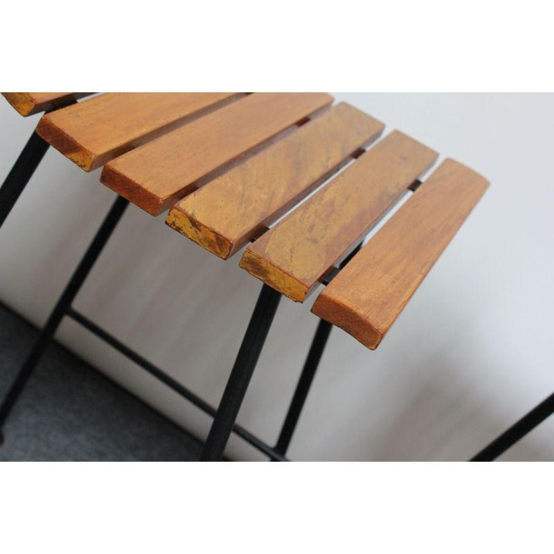 Ensemble de trois tabourets de bar modernistes vintage en érable et fer forgé en vente 12