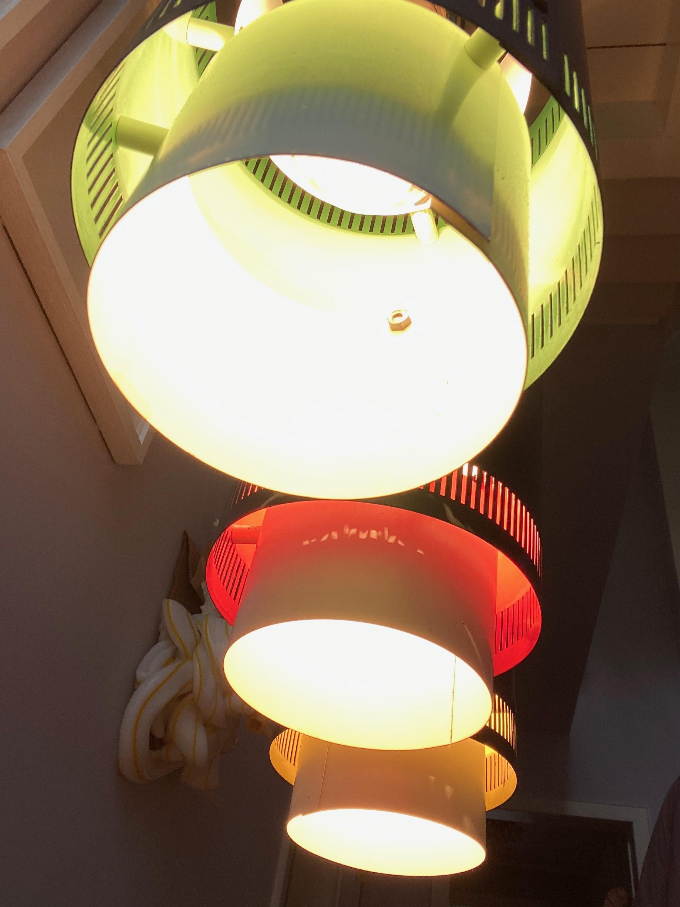 Ensemble de trois lampes suspendues Vintage 1960's Made in Denmark en vente 3