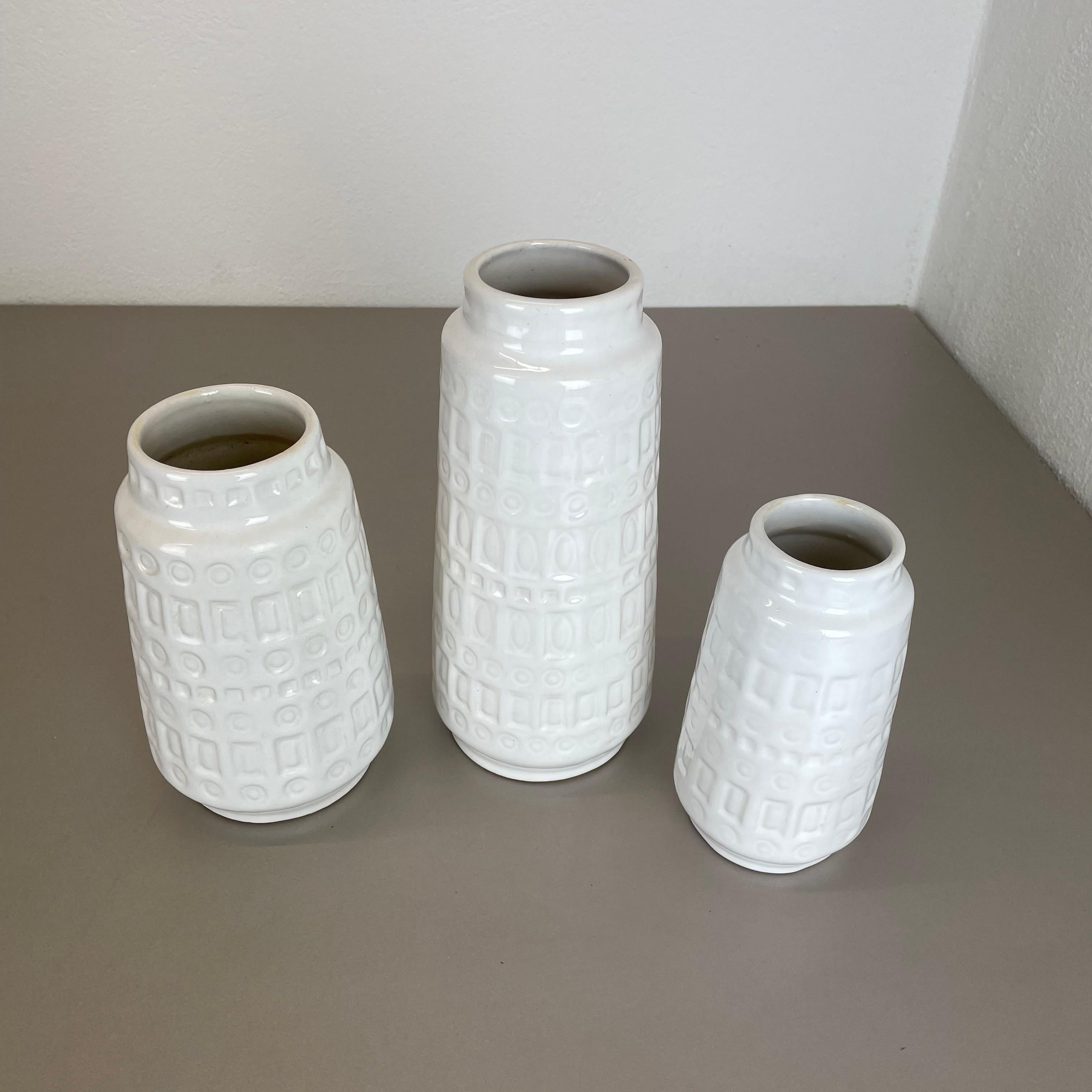 Set of Three Vintage Pottery Fat Lava Vases Made by Scheurich, Germany, 1970s In Good Condition For Sale In Kirchlengern, DE