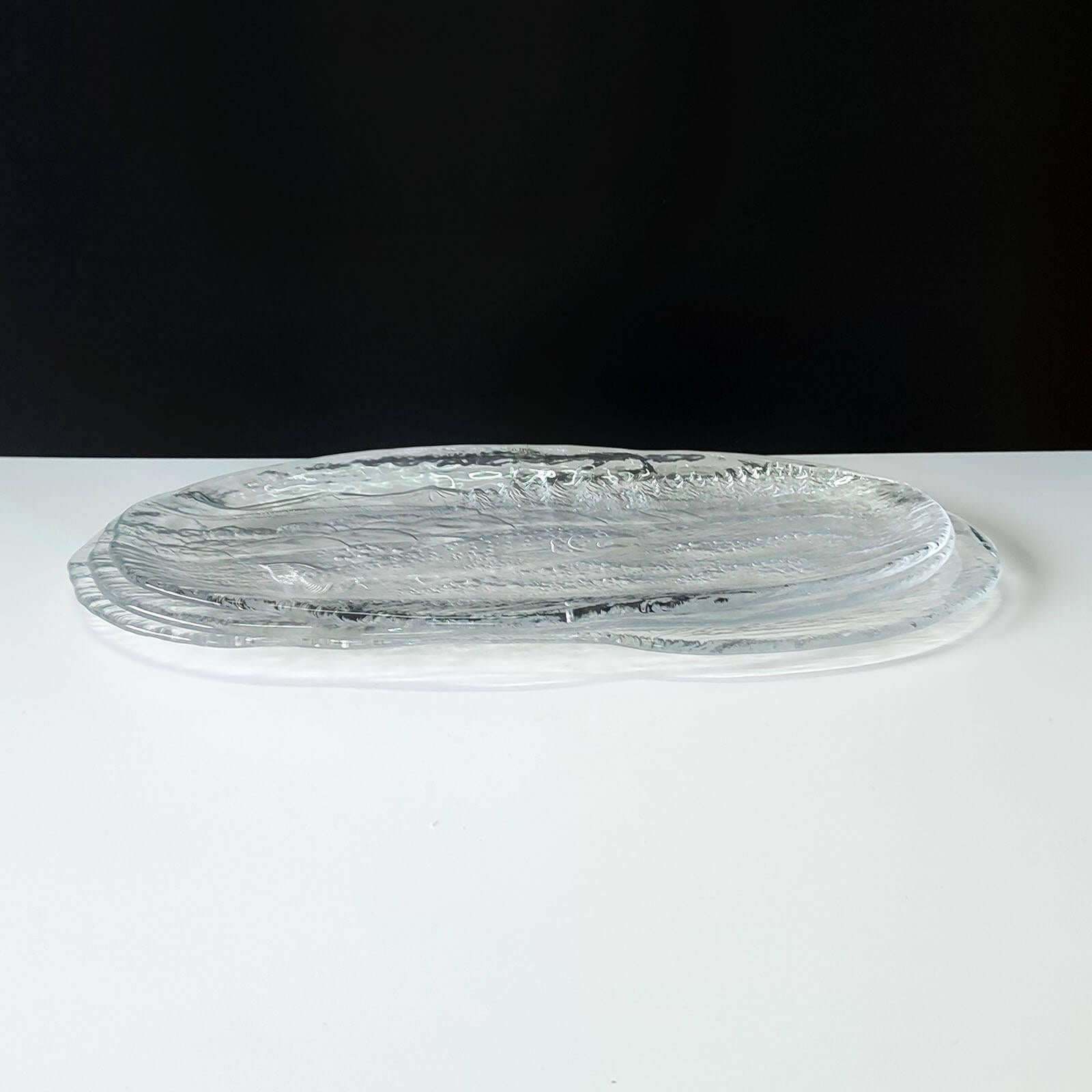 Set of Three Vintage Salmon Platters, Glass, Paul Isling for Nybro Glasbruk In Excellent Condition For Sale In Bochum, NRW