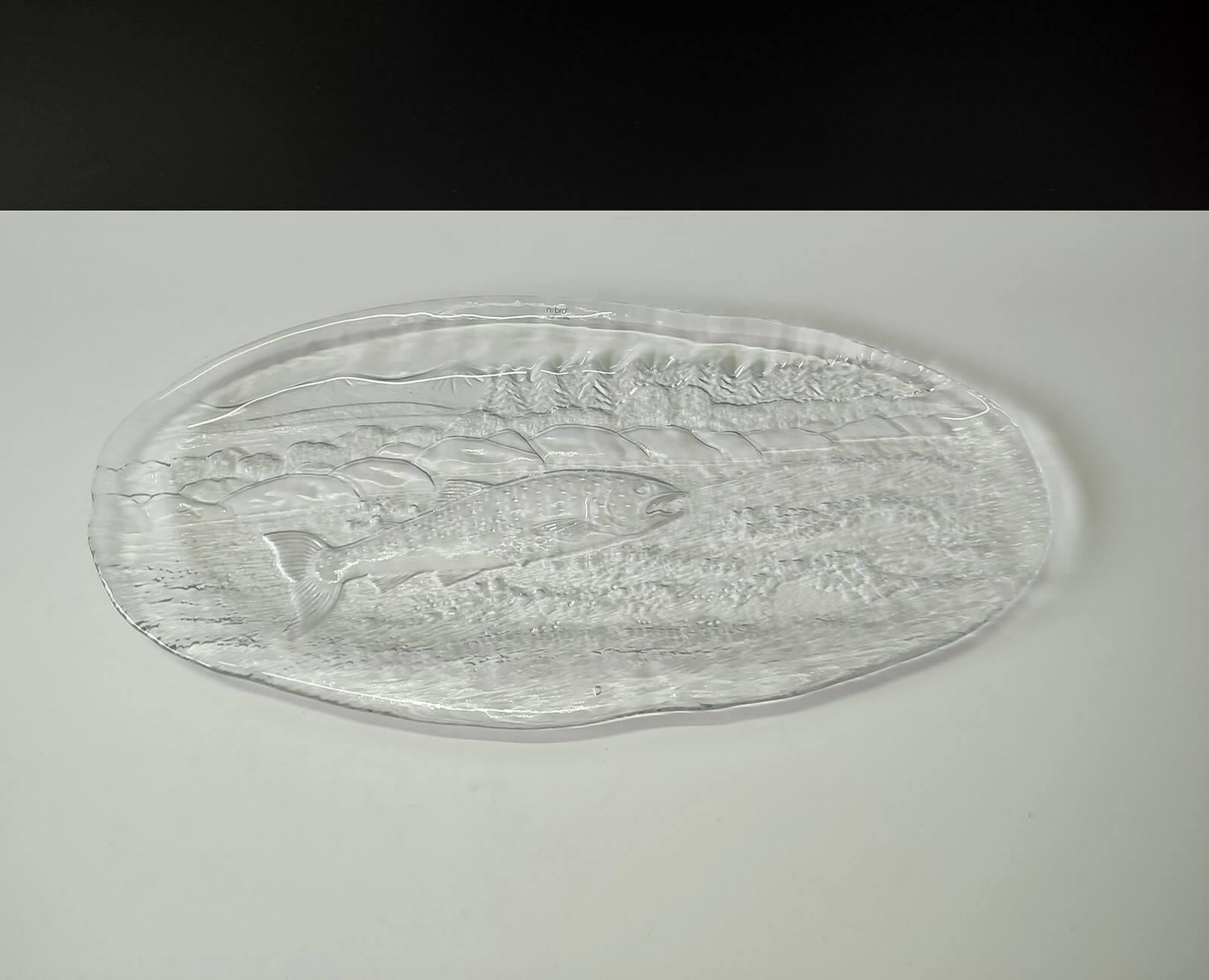 20th Century Set of Three Vintage Salmon Platters, Glass, Paul Isling for Nybro Glasbruk For Sale