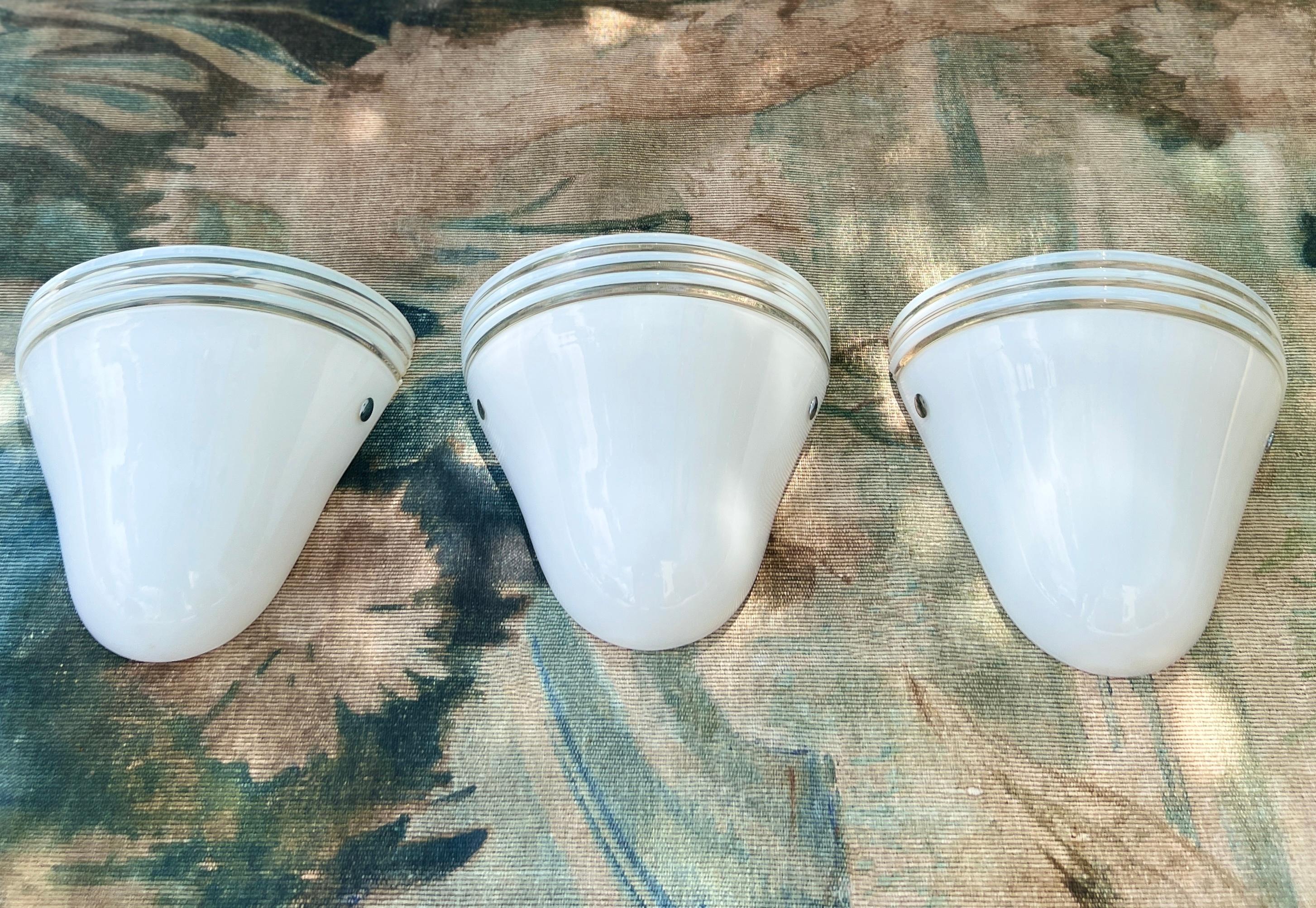 Italian Set/Three Mid-Century Modern White Murano Glass Sconces by Leucos, Italy c. 1975 For Sale