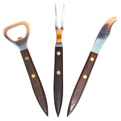 Set aus drei Barwerkzeugen aus Nussbaum und Edelstahl in Teakholzbox