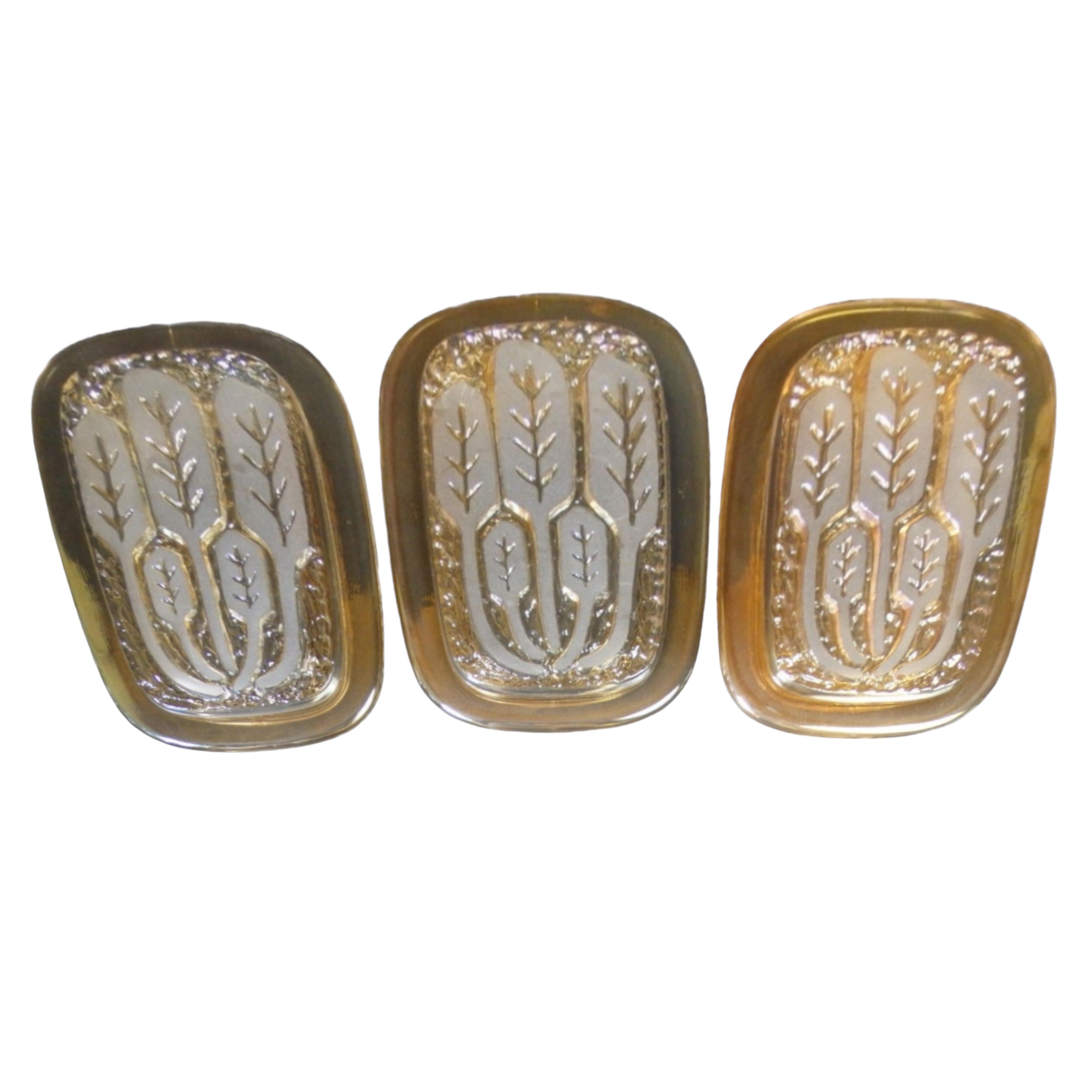 Set of Three Wheat Sheaf Motif Hillebrand Glass Sconces Mid-century, 1970s For Sale 3