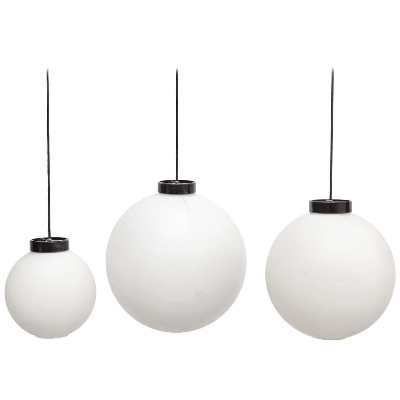 Late 20th Century Set of Three White Pending Lamps by Miguel Mila for Tramo in Plastic, circa 1970 For Sale
