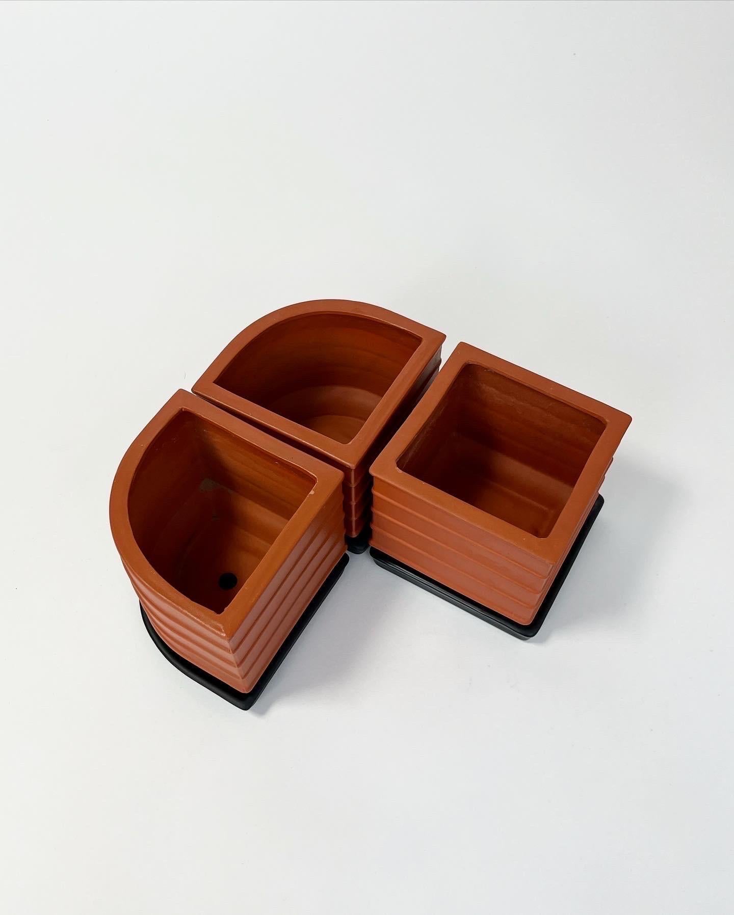 Set of Three Wilhelm Kage Planters Terracotta Gustavsberg Sweden 1940s In Good Condition For Sale In Basel, BS