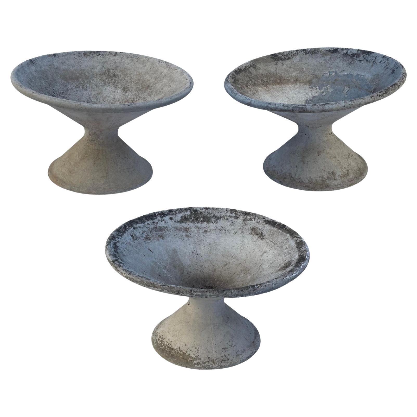 Ensemble de trois jardinières en ciment Fibrous de Willy Guhl pour Eternit. Suisse, années 1960 en vente