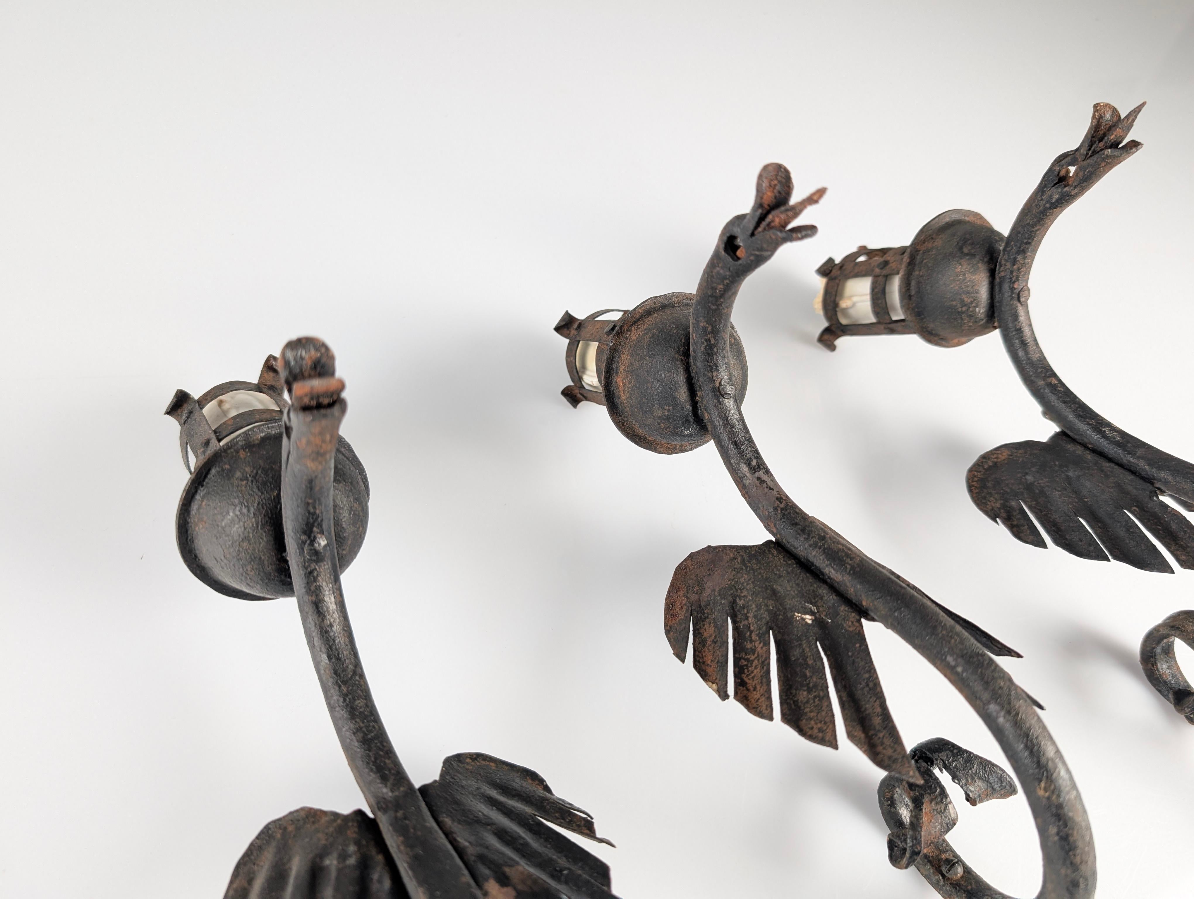 Juego de tres candelabros de hierro forjado con forma de dragón en Bueno estado para la venta en Benalmadena, ES