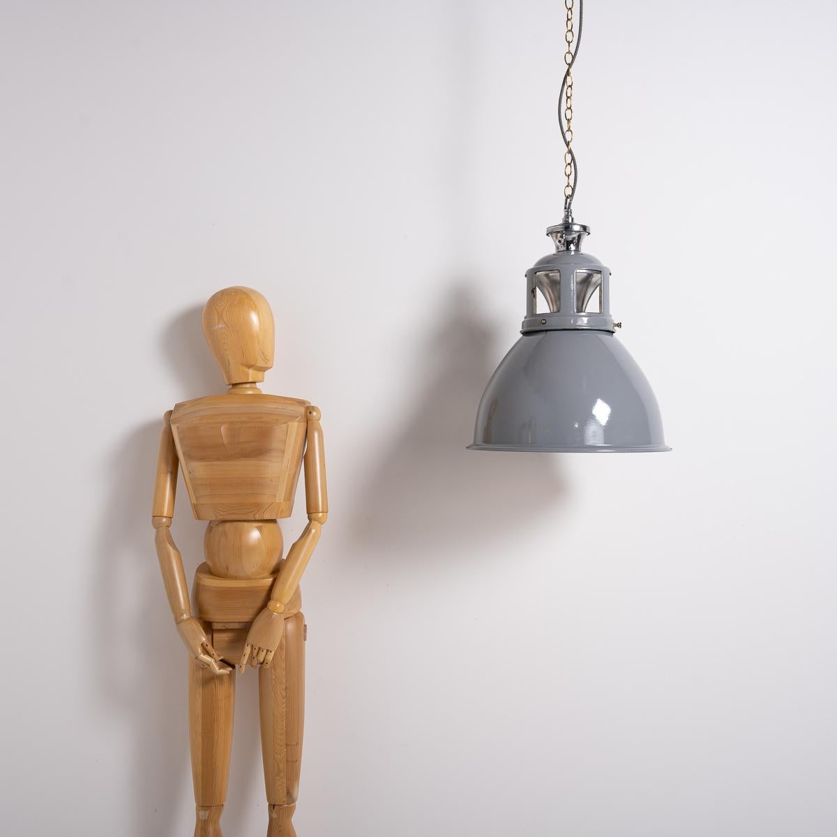 Set of Three XL Reclaimed Grey Enamel Industrial Pendant Lights by Benjamin Elec In Good Condition For Sale In Nottingham, GB