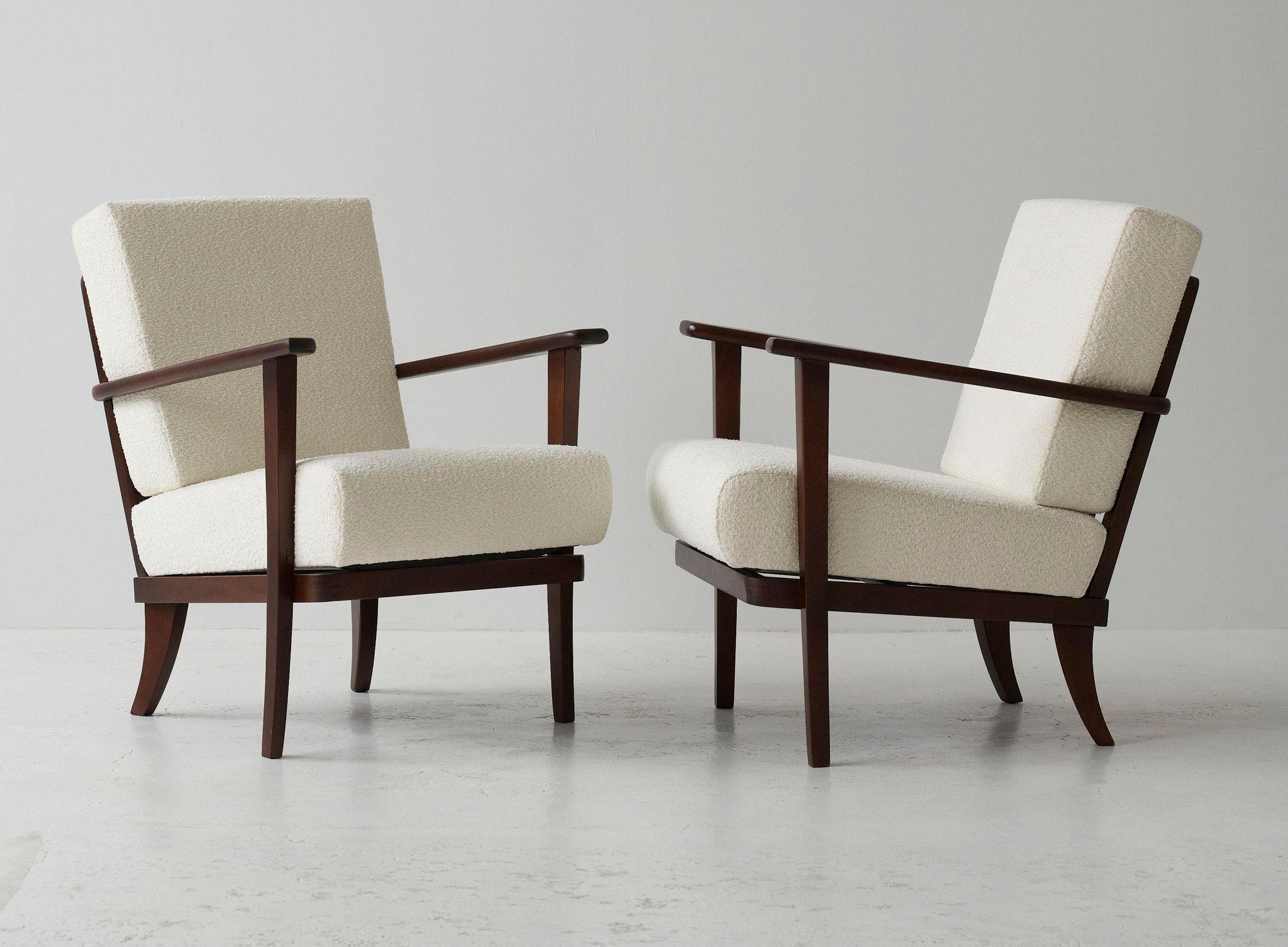Mid-Century Modern Set of TON boucle armchairs 60's For Sale