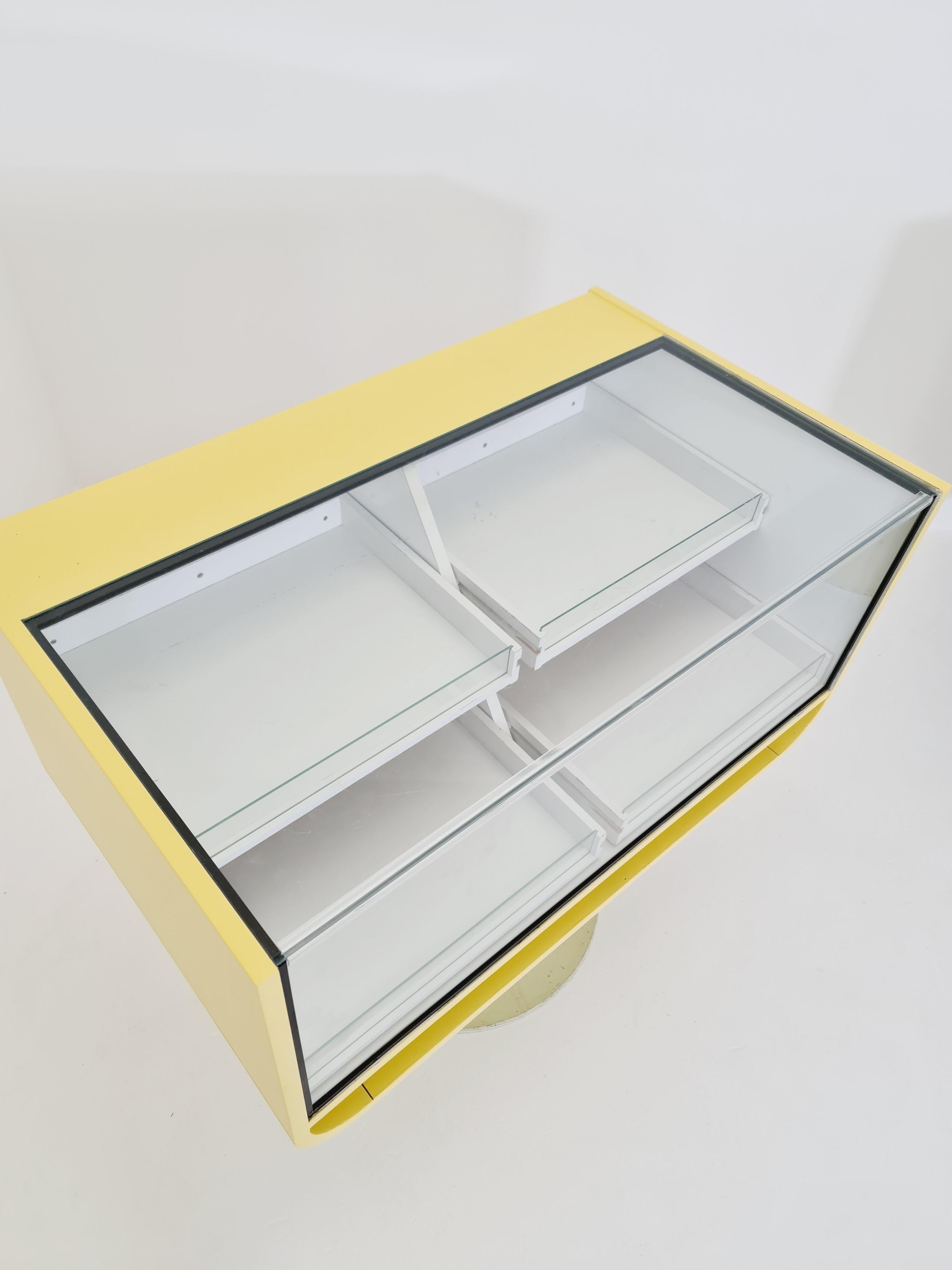 Set of Tow Space Age Midcentury Tulip Show Case Drawers with Glass Front, 1970s For Sale 5
