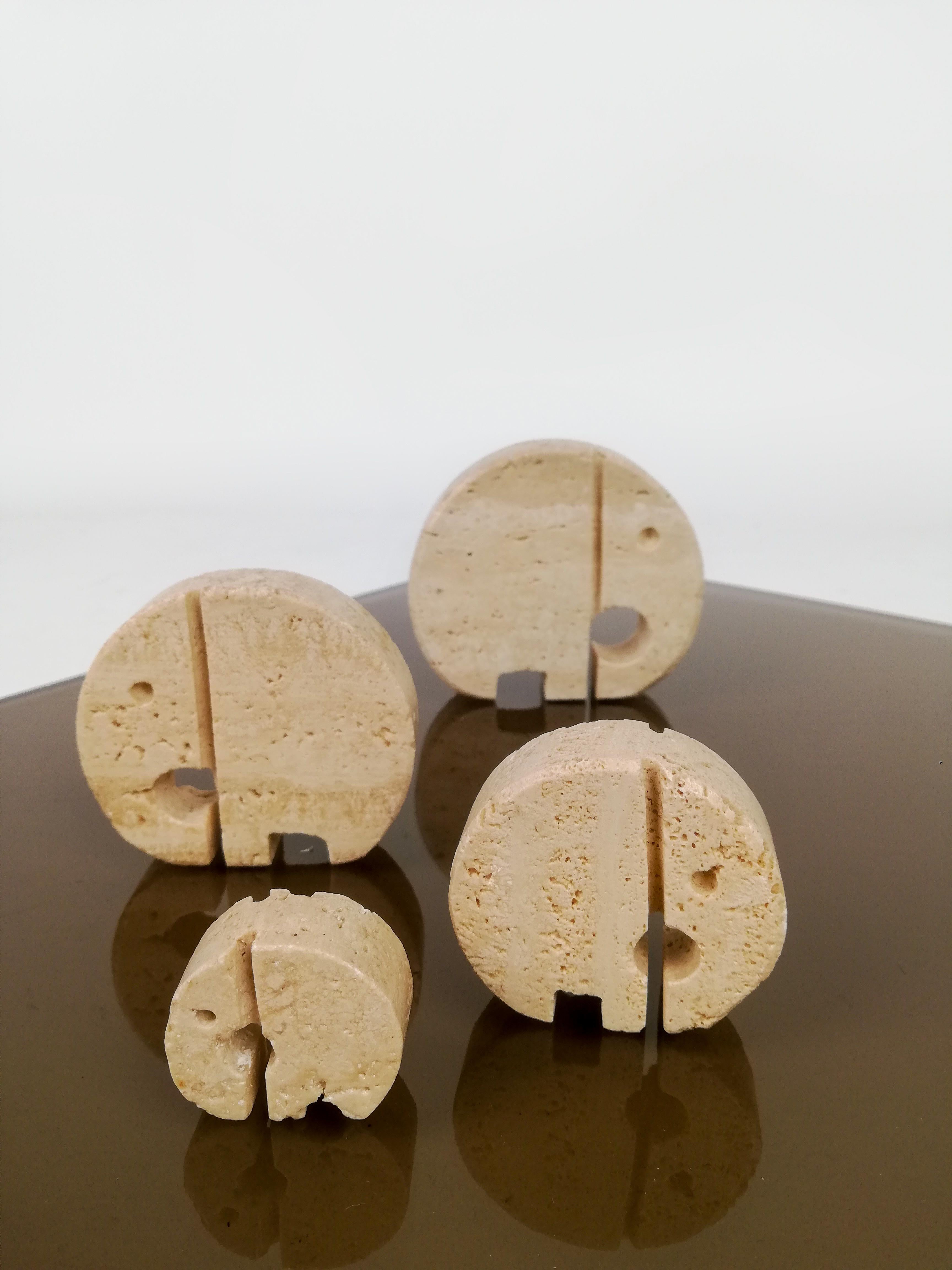 Set of travertine paperweights Elephants attributed to the Fratelli Mannelli For Sale 1