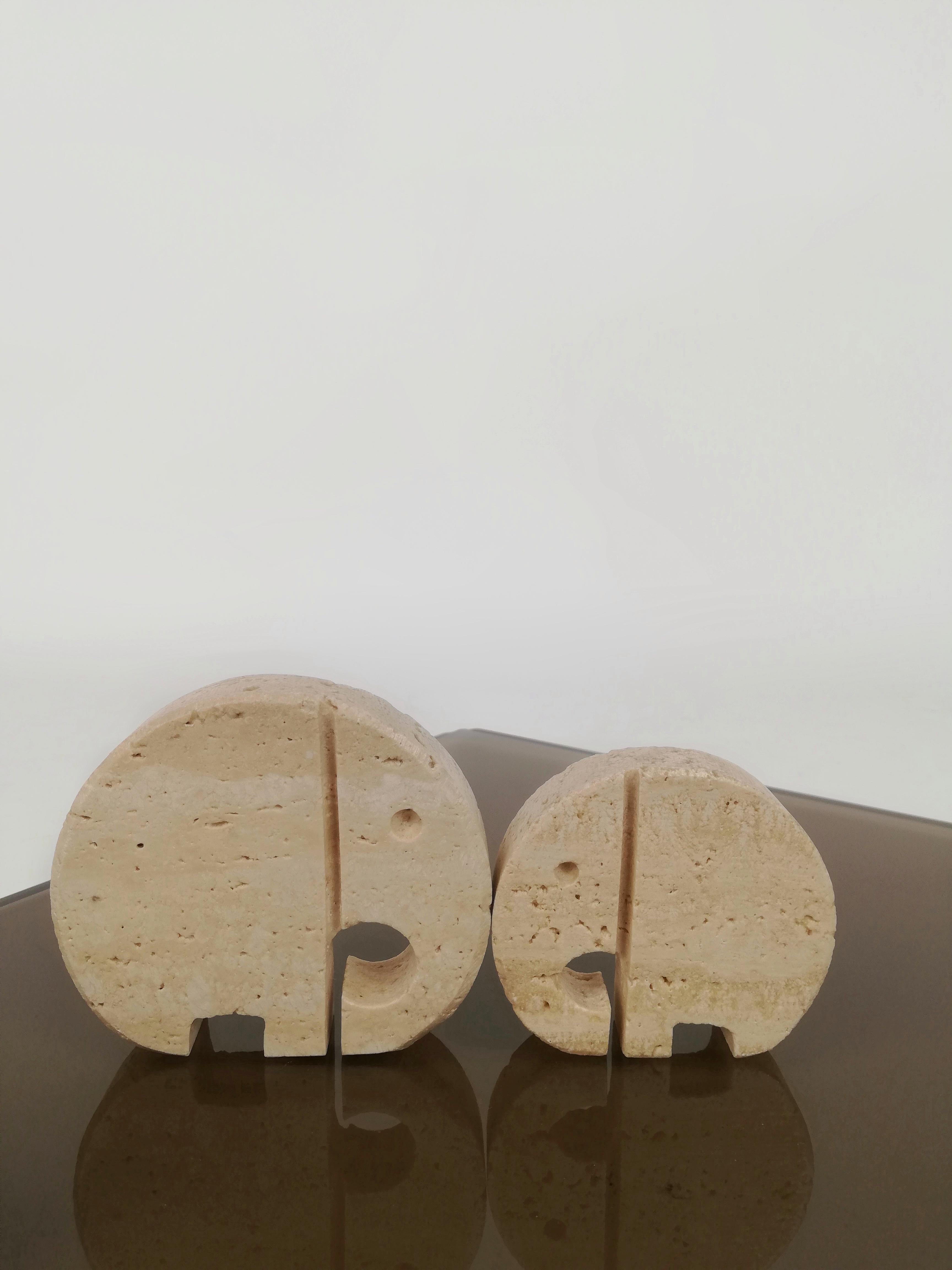 Set of travertine paperweights Elephants attributed to the Fratelli Mannelli For Sale 2