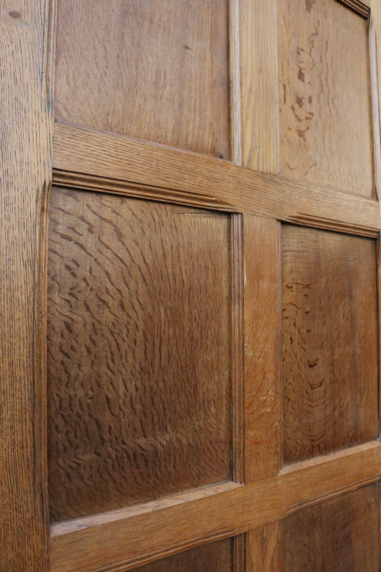 Set of Tudor Style Victorian Oak Room Dividing Doors In Fair Condition In Wormelow, Herefordshire
