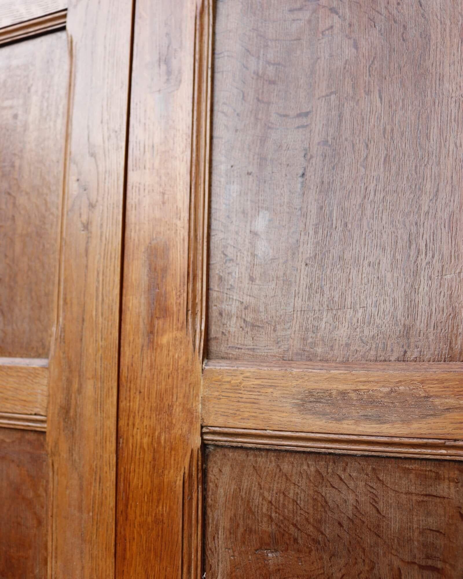 19th Century Set of Tudor Style Victorian Oak Room Dividing Doors