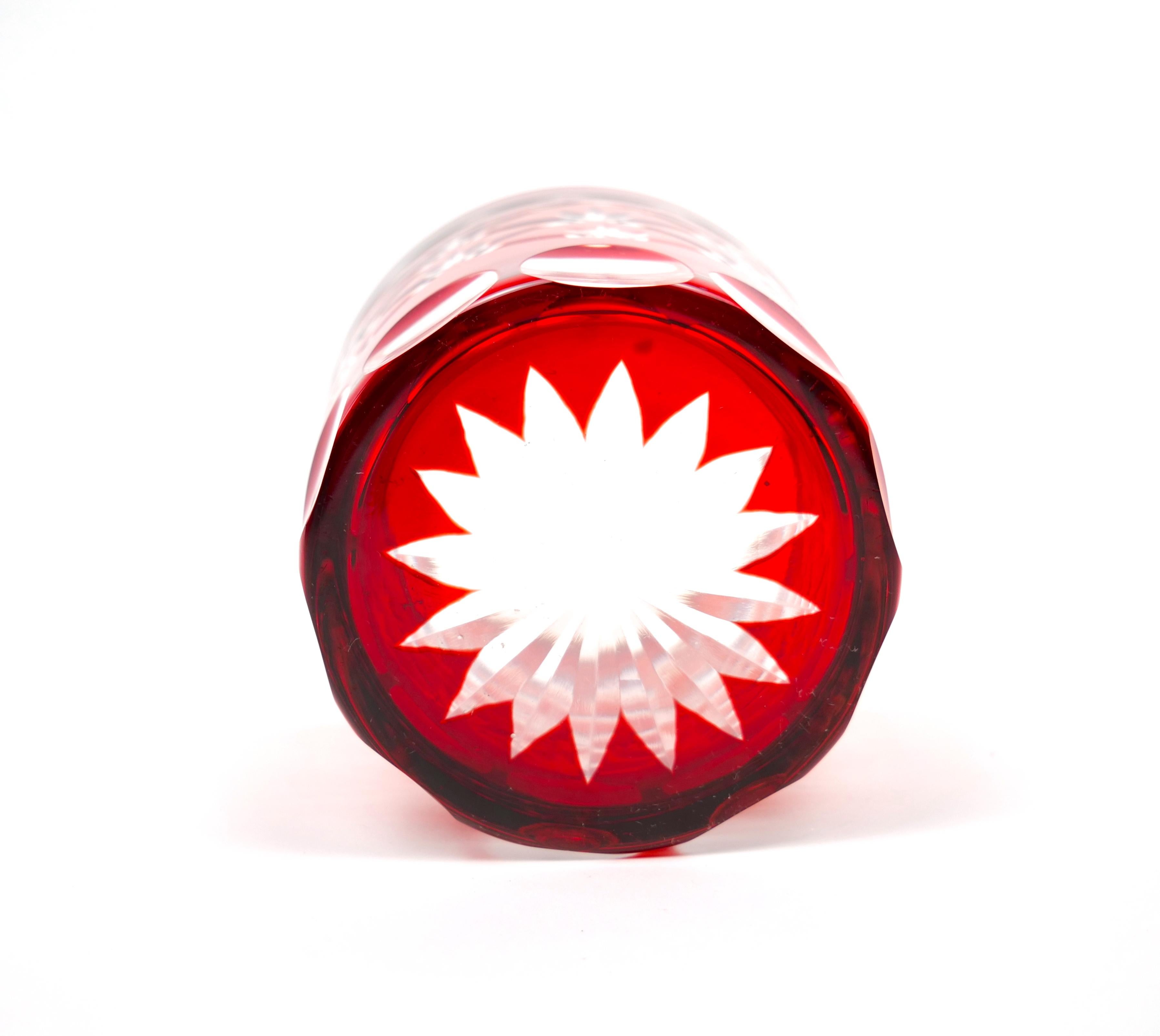Début du 20e siècle Antique Ruby Red Cut-to-Clear Barware Rocks Glass Set en vente 7