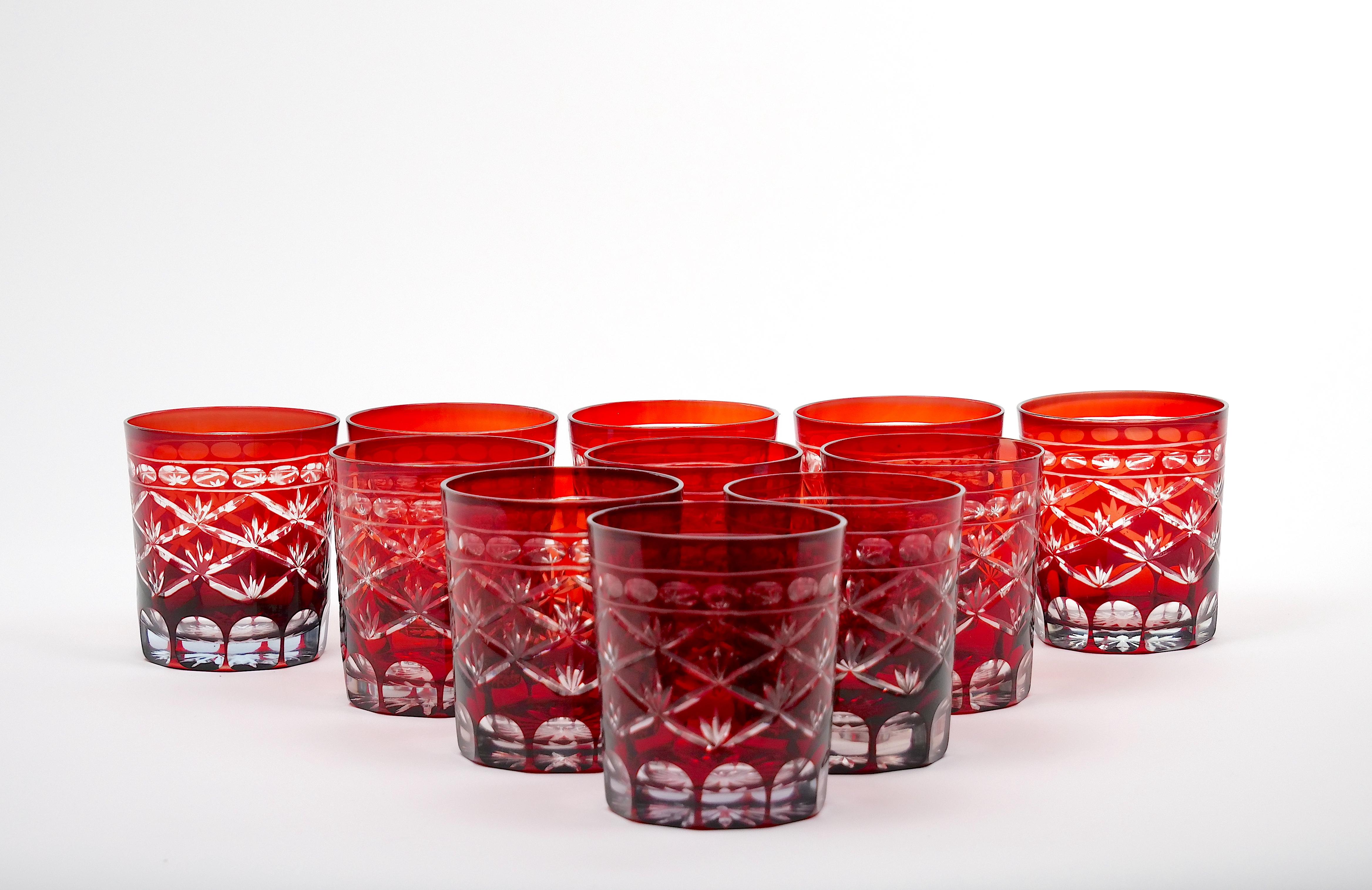 Début du 20e siècle Antique Ruby Red Cut-to-Clear Barware Rocks Glass Set en vente 2