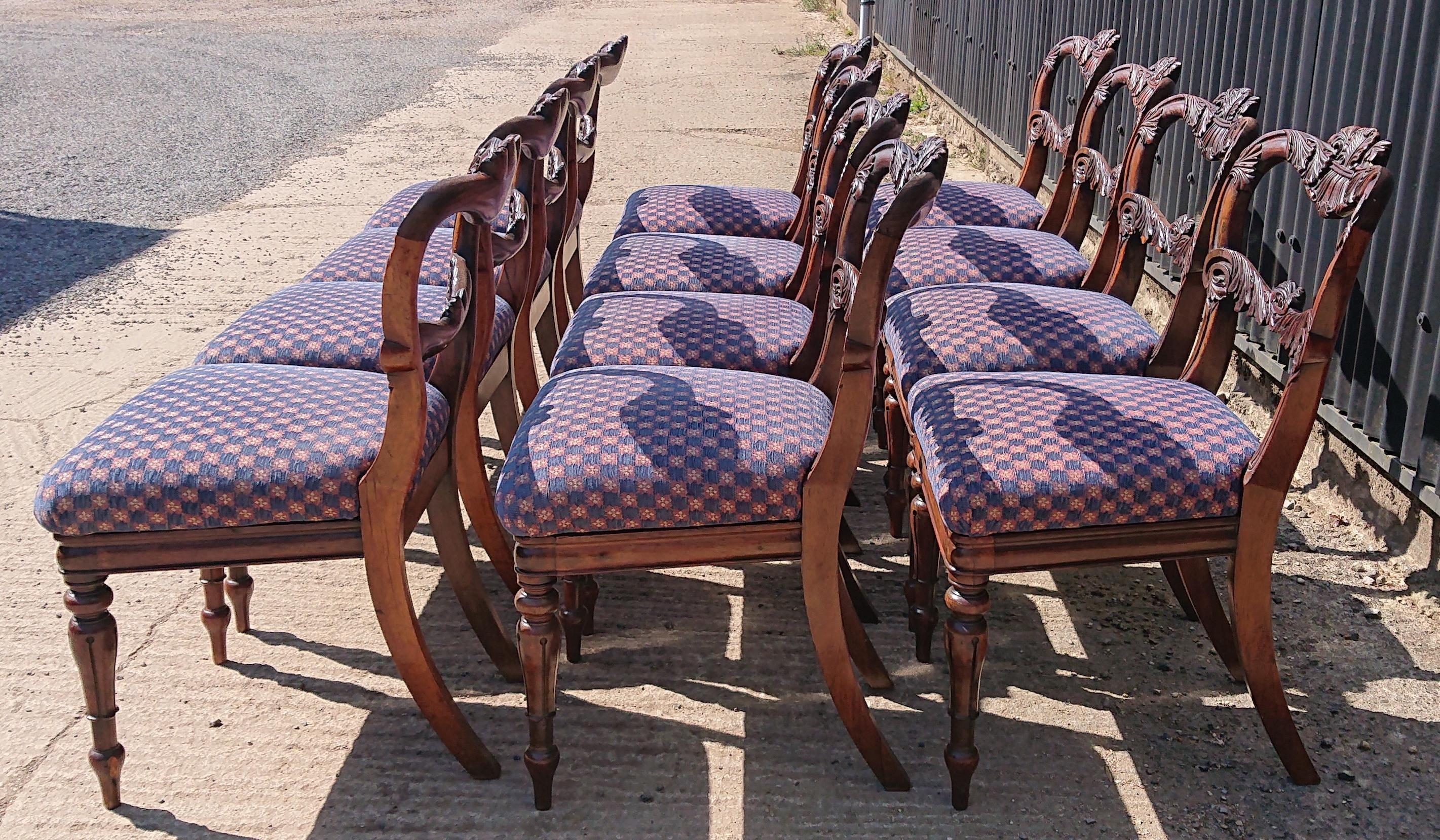 Set of Twelve 19th Century Dining Chairs in Goncales Alves by Gillow For Sale 2