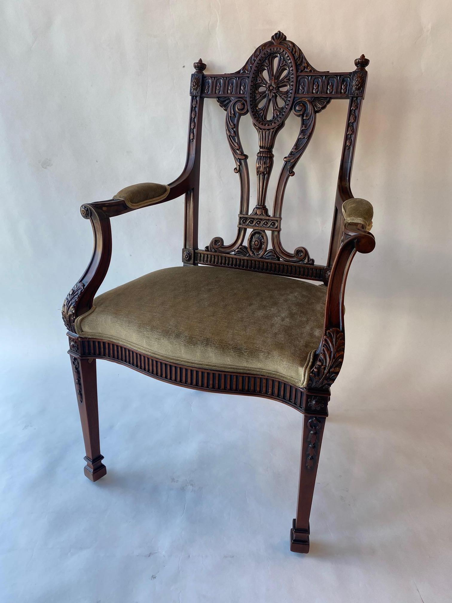 Set of Twelve 19th Century English Edwardian Mahogany Dining Chairs For Sale 6