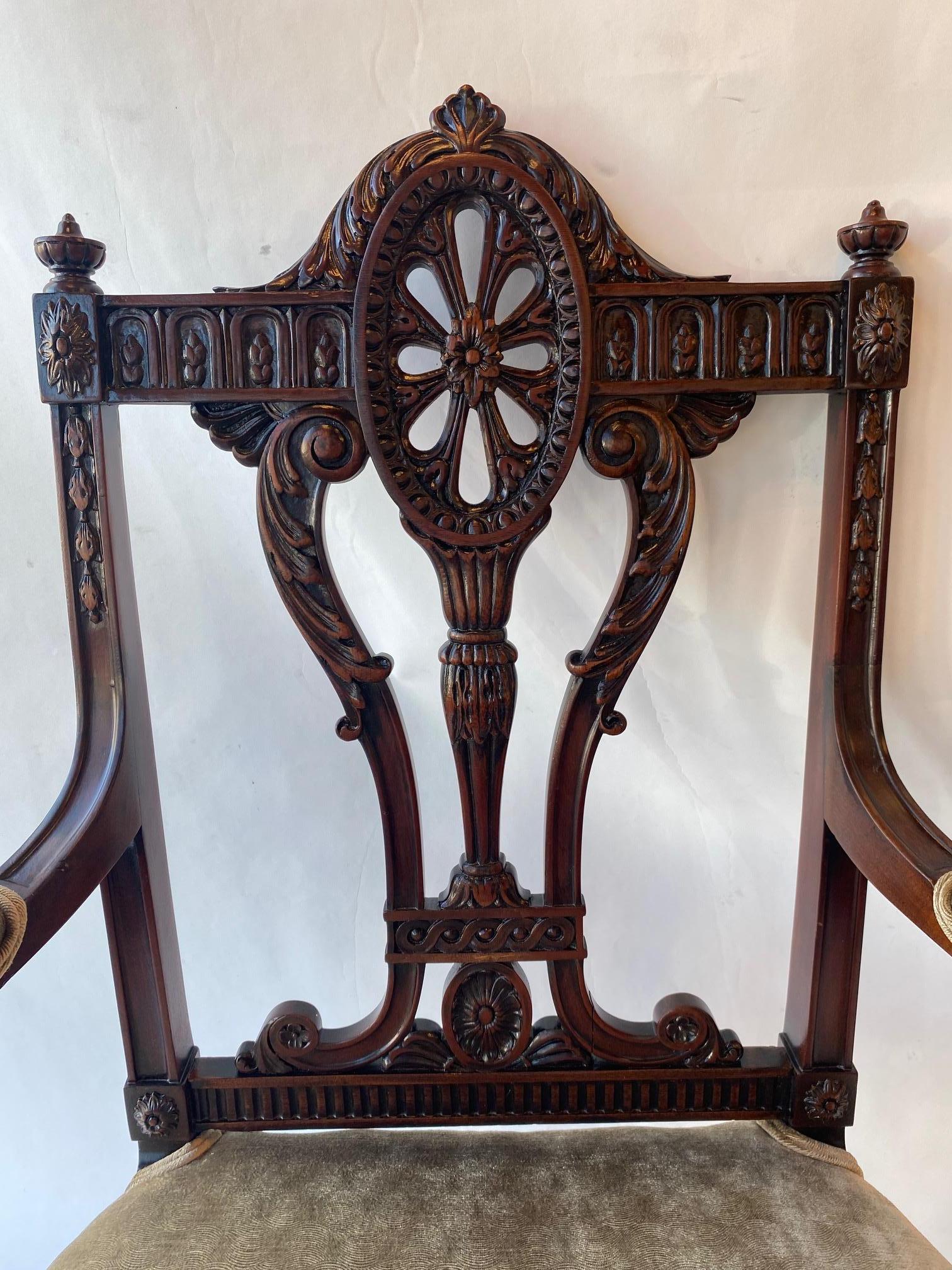Set of Twelve 19th Century English Edwardian Mahogany Dining Chairs For Sale 5
