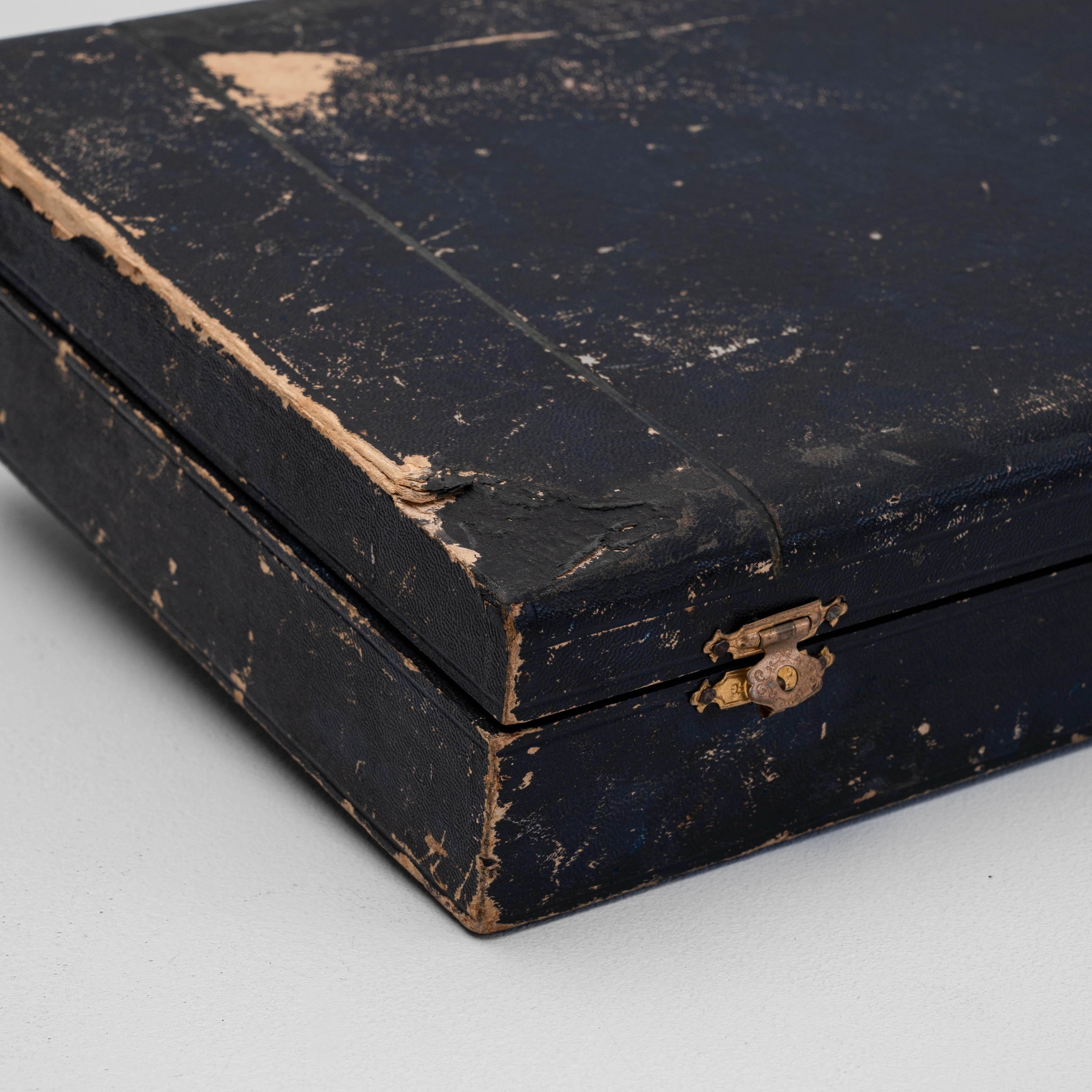 Set di dodici forchette francesi placcate d'argento del XIX secolo in vendita 7