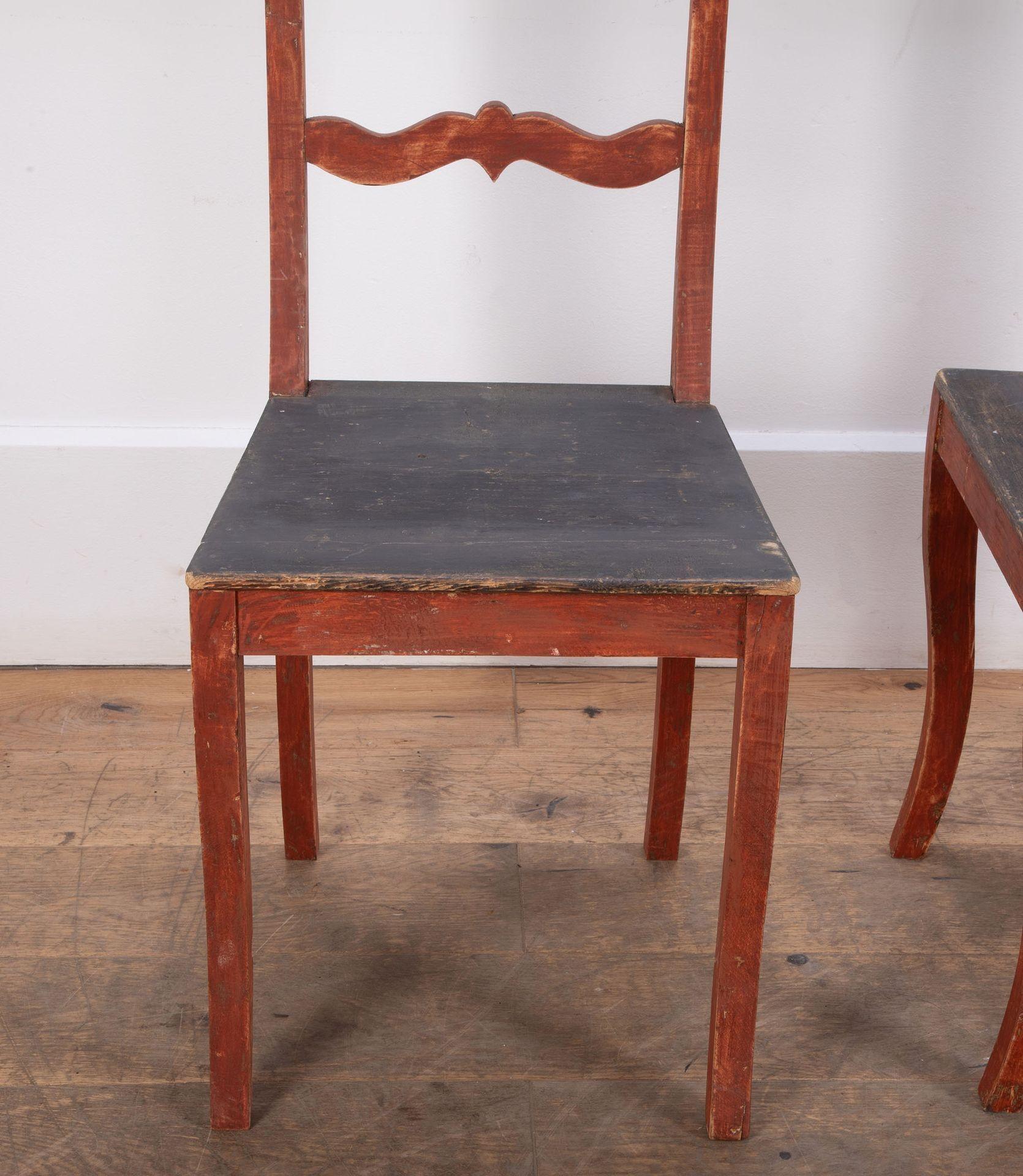 Ensemble de douze chaises d'appoint suédoises du XIXe siècle en vente 8