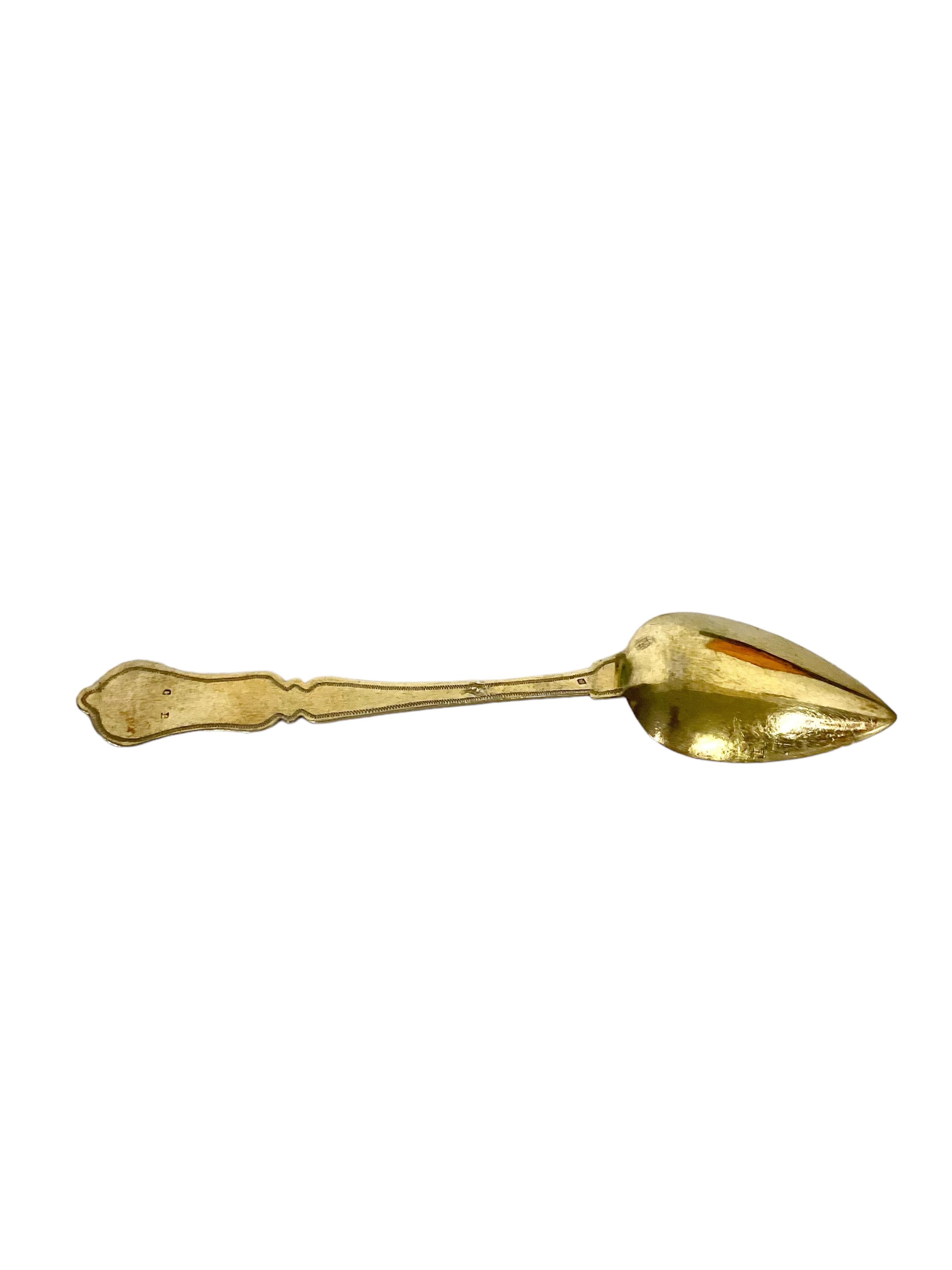 Set di dodici cucchiai in vermeil del XIX secolo nella sua custodia originale in pelle in vendita 5