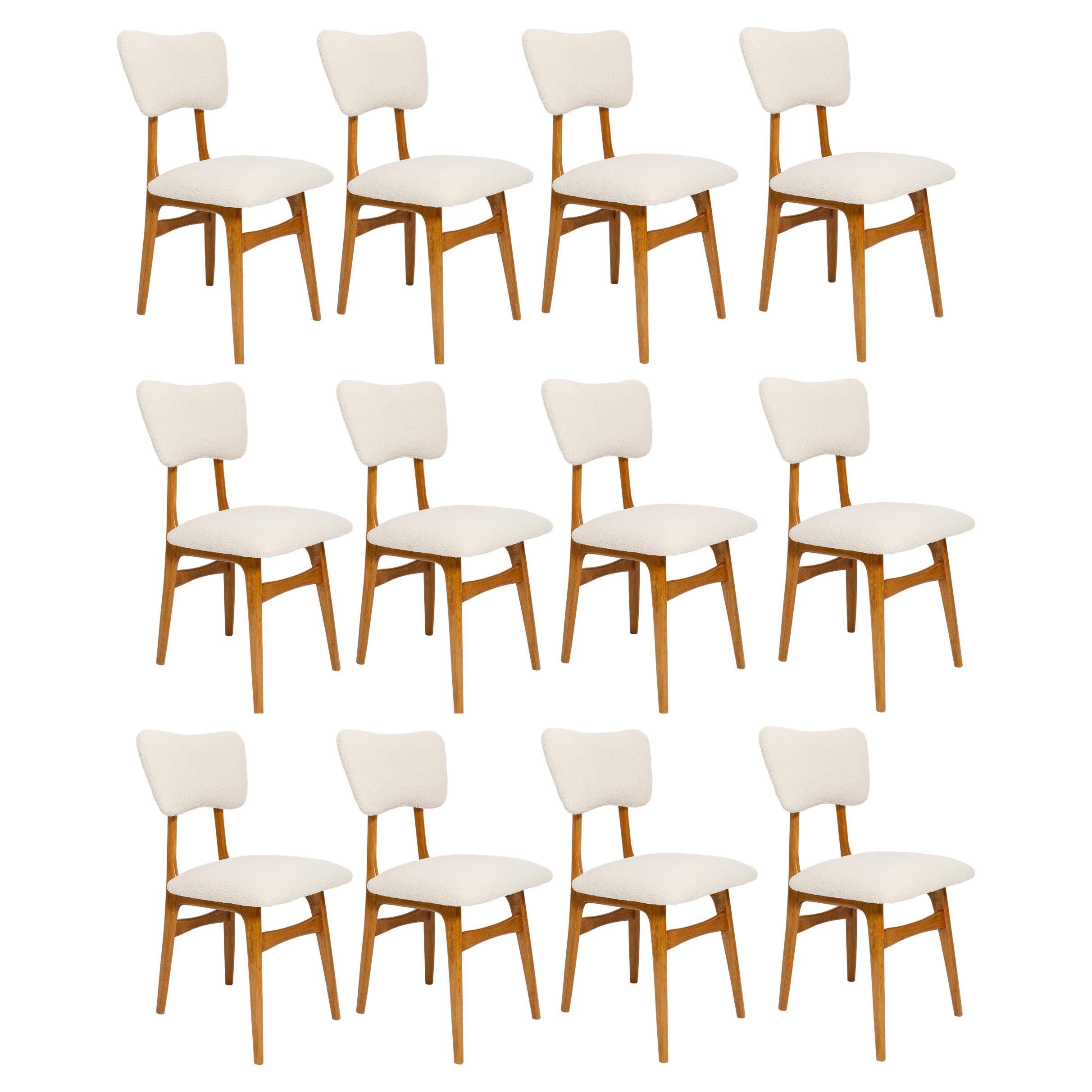 Ensemble de douze chaises papillons en bouclette crème du 20ème siècle, années 1960, Pologne en vente