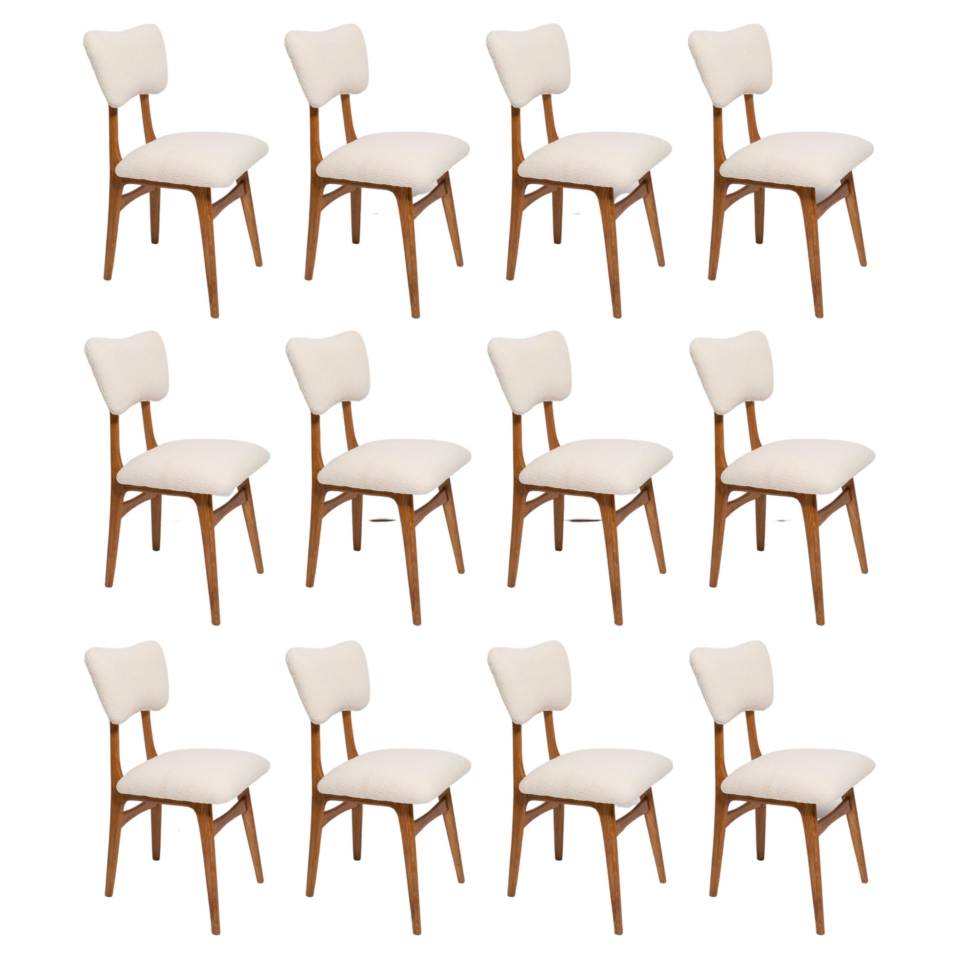 Set of Twelve 20th Century Light Cream Boucle Butterfly Chairs, Europe, 1960s For Sale