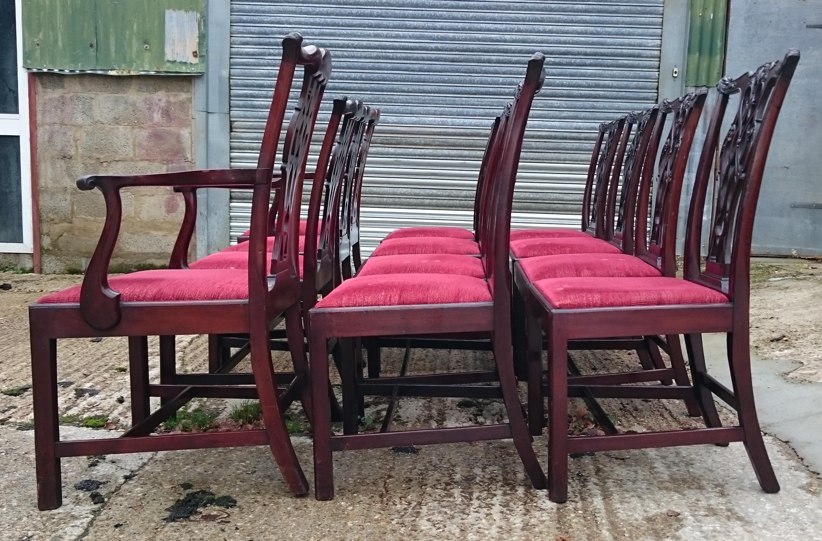 Victorian Set of Twelve Antique Chippendale Dining Chairs by Edwards and Roberts For Sale