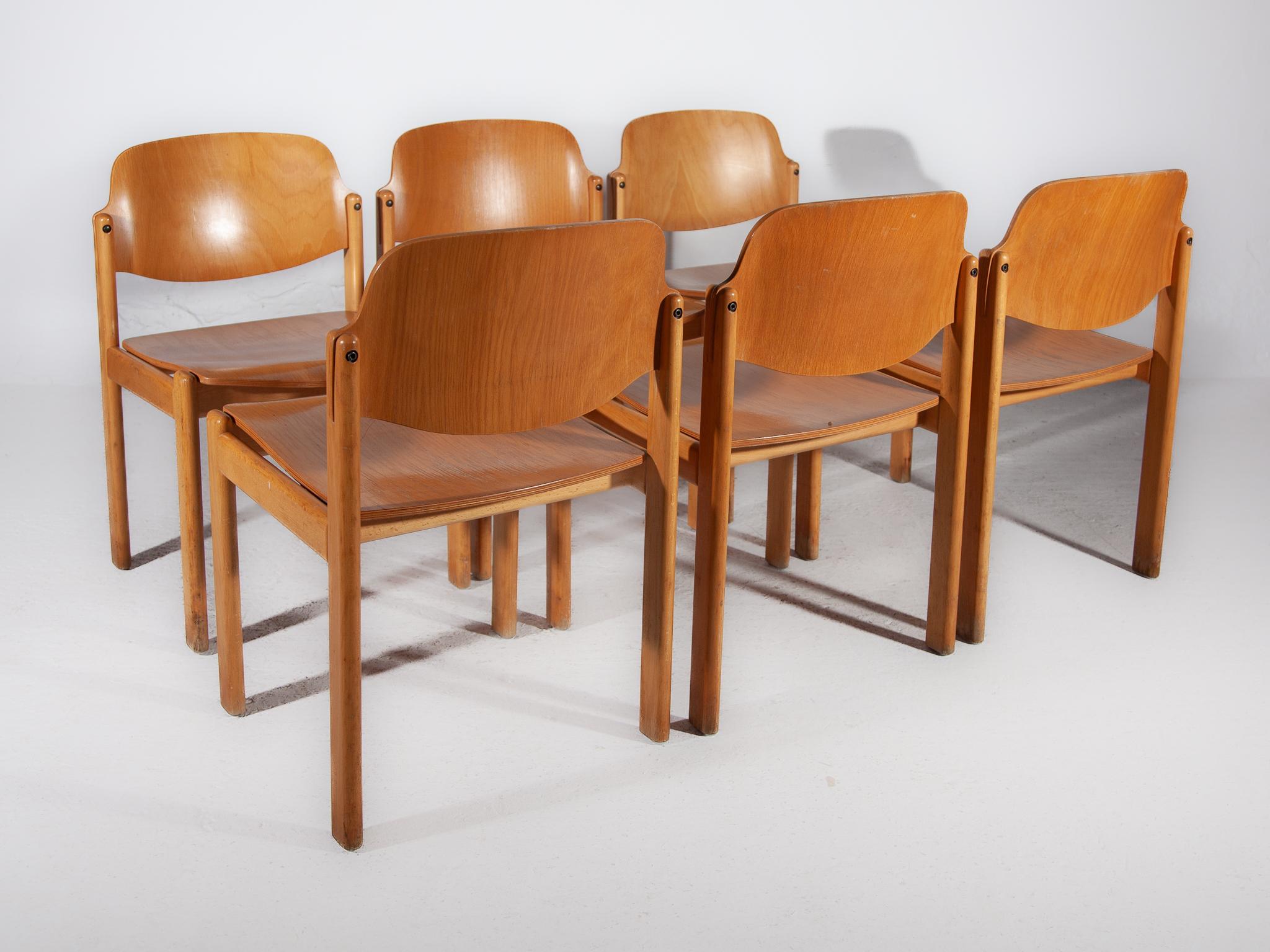 Set of Twelve Beech Wood Dining Chairs, Germany 1970s For Sale 8