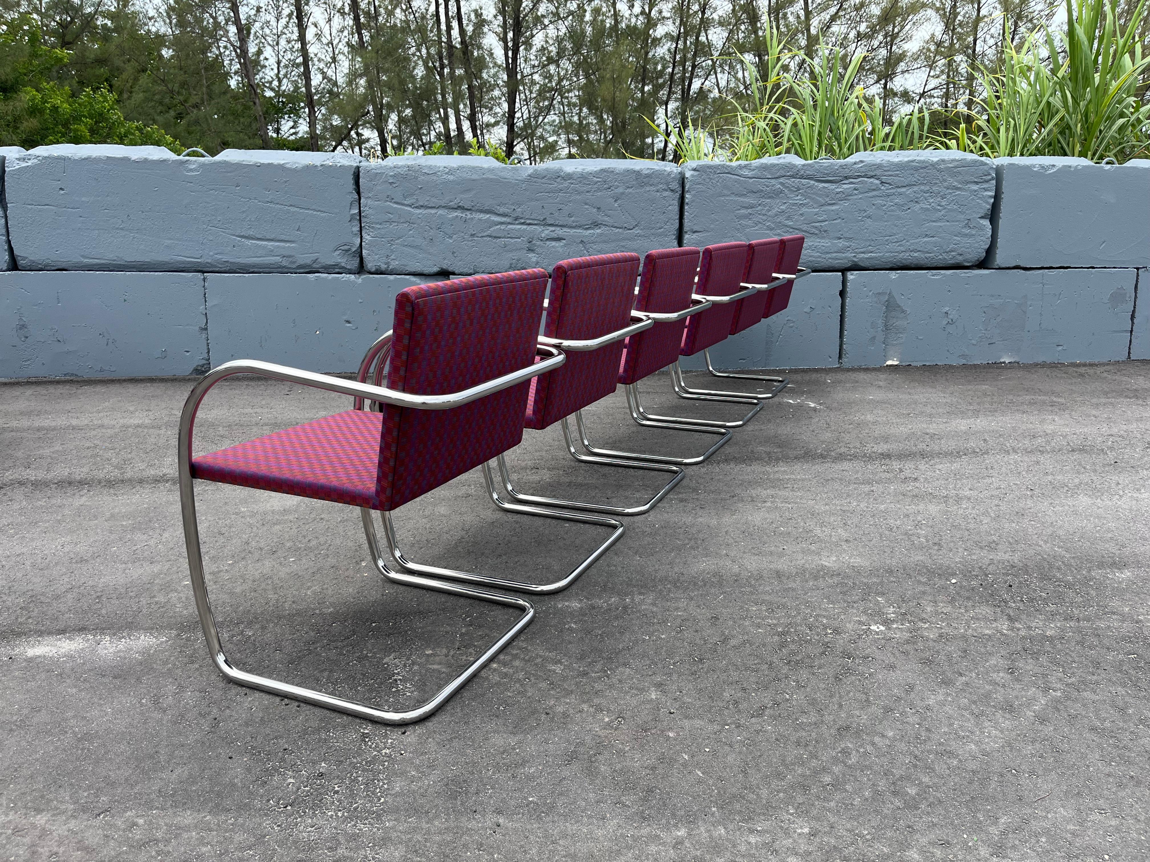 Set di dodici sedie tubolari Brno per Knoll, acciaio inox in vendita 2