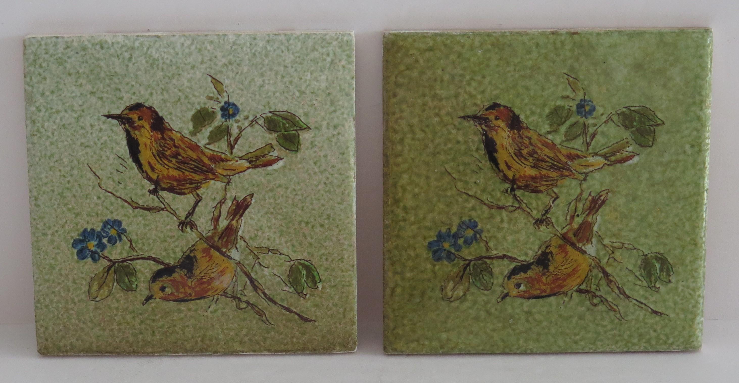 Set von TWELVE-Wandfliesen aus Keramik, quadratisch, hand emailliert, um 1930 im Angebot 4