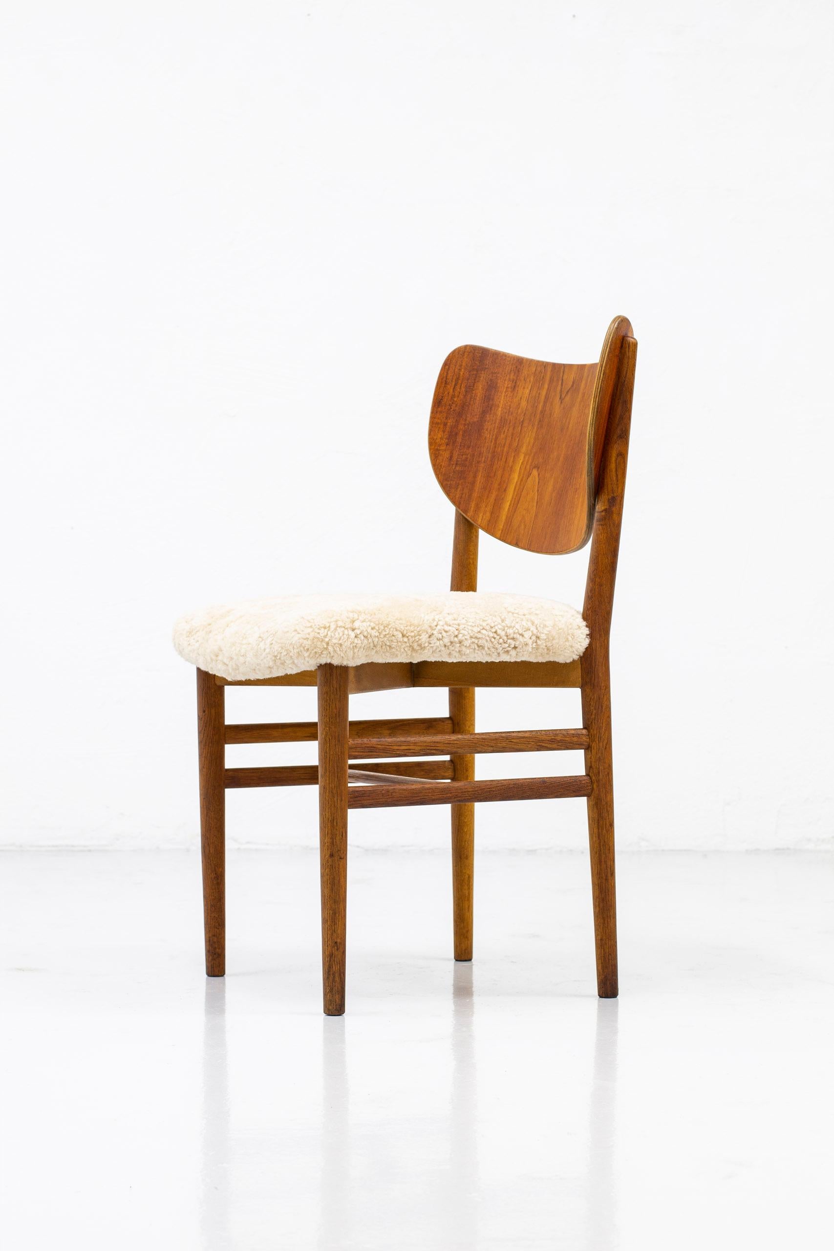 Set of Twelve Chairs in Teak and Oak with Sheepskin by Nils & Eva Koppel 10