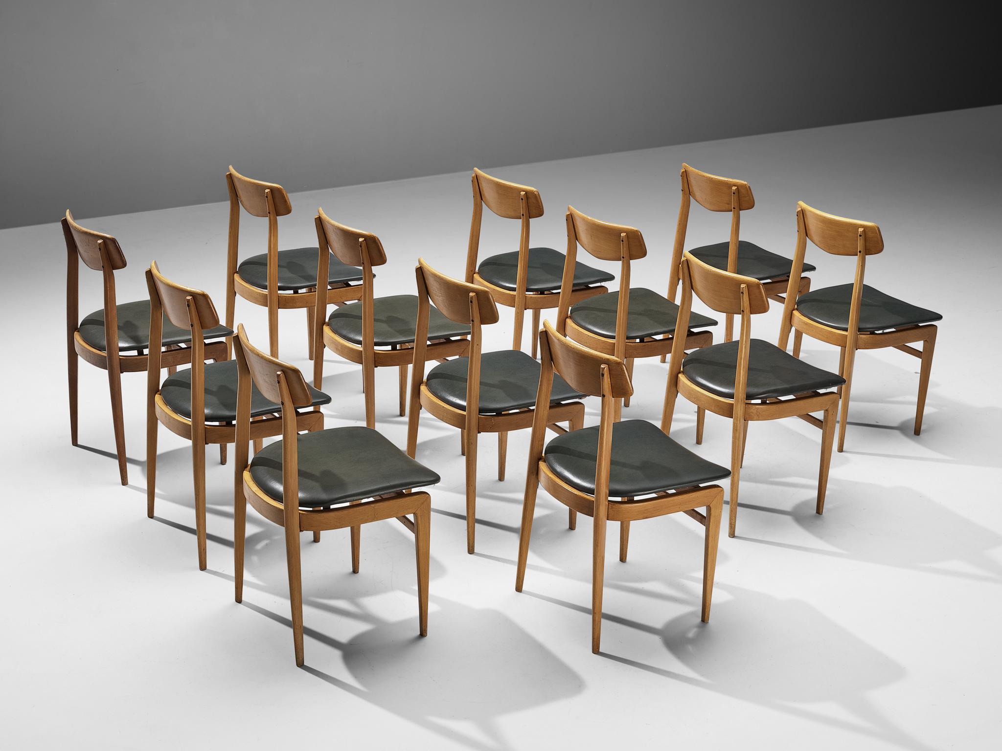 Dänischer Satz von zwölf dänischen skulpturalen Stühlen  im Angebot 4