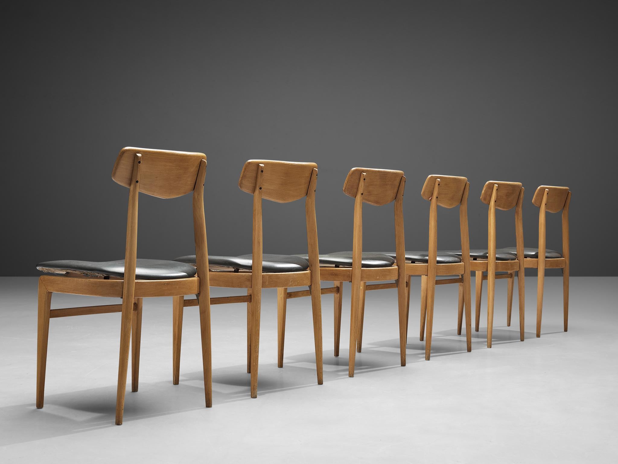Dänischer Satz von zwölf dänischen skulpturalen Stühlen  im Angebot 2